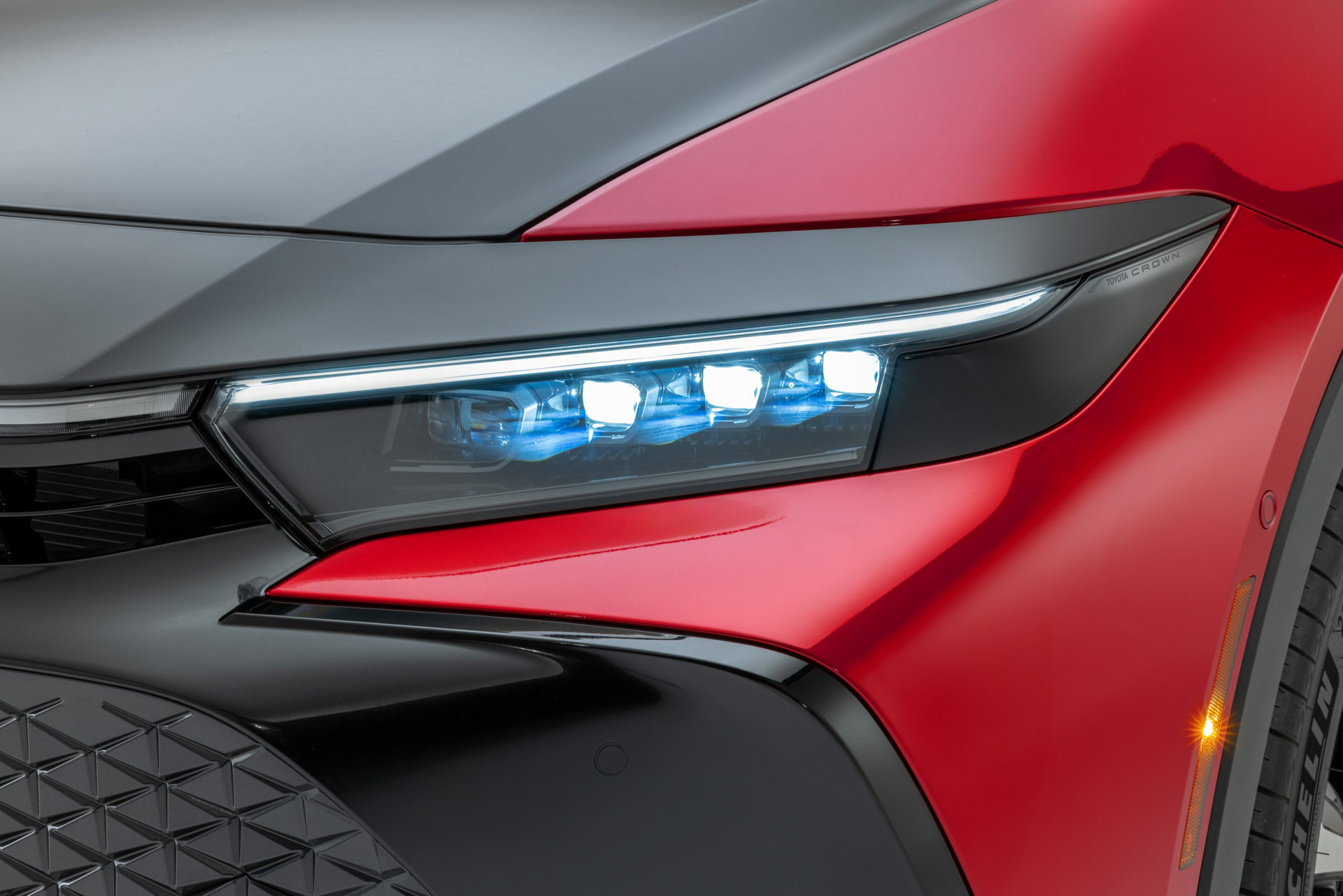 米国で公開された新型「クラウン」