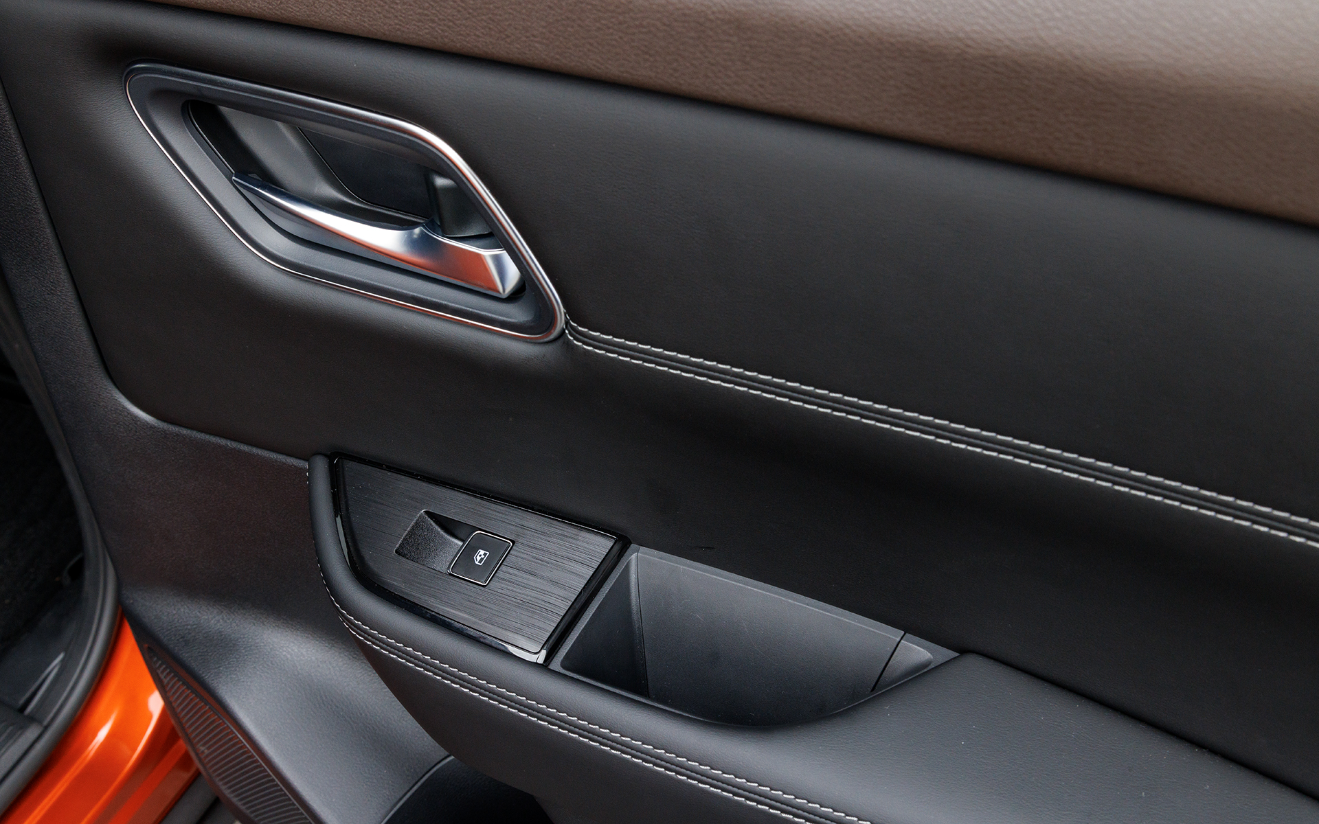 パワーウインドウスイッチ