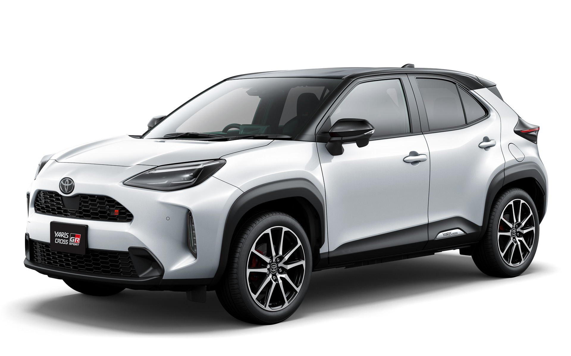 トヨタが「ヤリスクロス」を一部改良すると同時に、走りを追求した「GR SPORT」とアグレッシブなスタイルの「Z“Adventure”」追加設定した。写真はGR SPORT（オプション装着車）