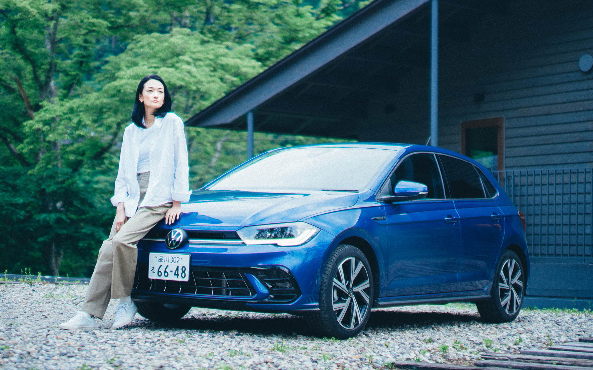 冨永愛さんが新型「ポロ」でドライブするWebムービー公開