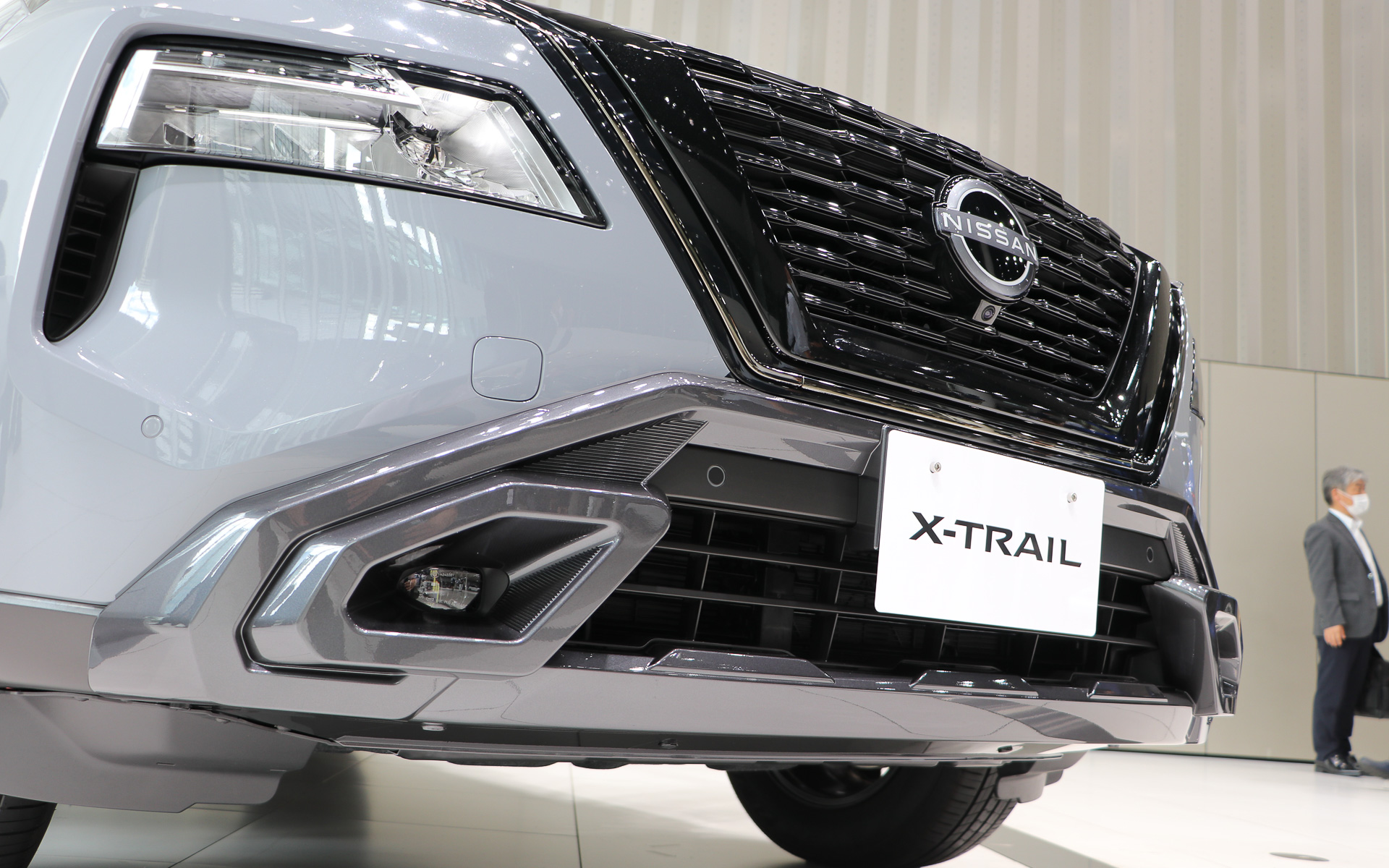 X e-4ORCE エクストリーマーXは、前後バンパーにはアンダープロテクターを装着してタフさを表現している