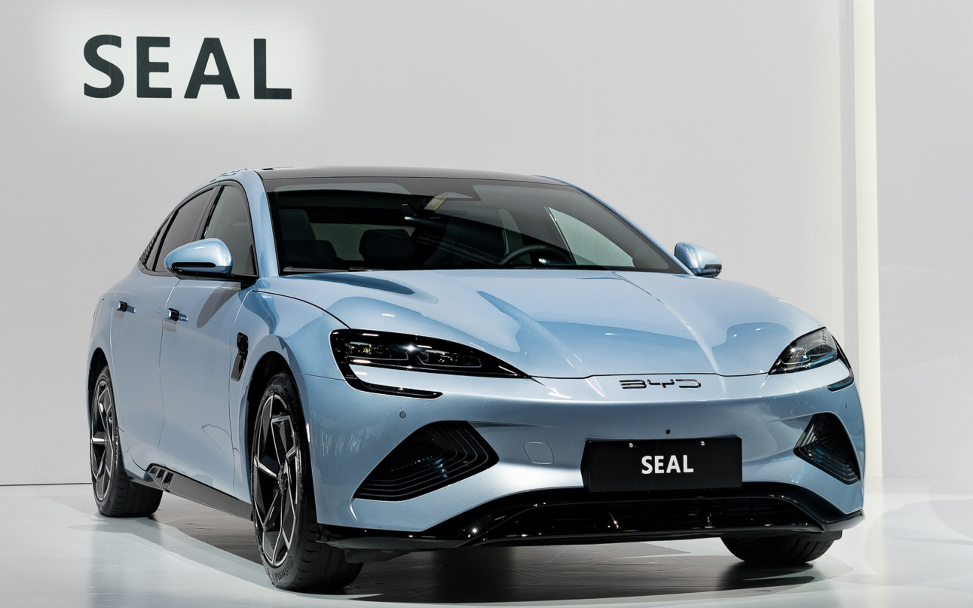 ハイエンドモデルのセダン「SEAL（シール）」