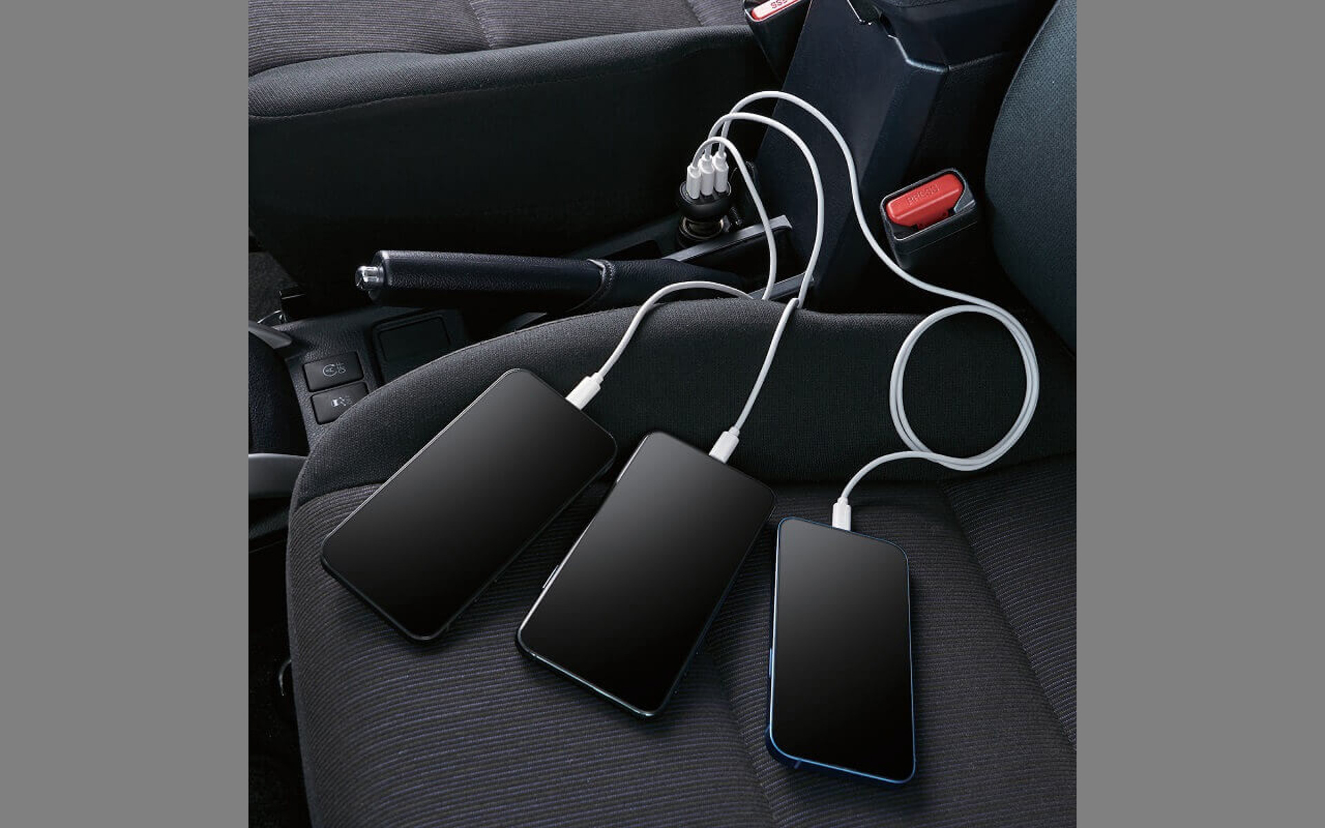 USB Type-C（USB-C）×1、USB-A×2の3ポートを搭載する「MPA-CCPD06BK」