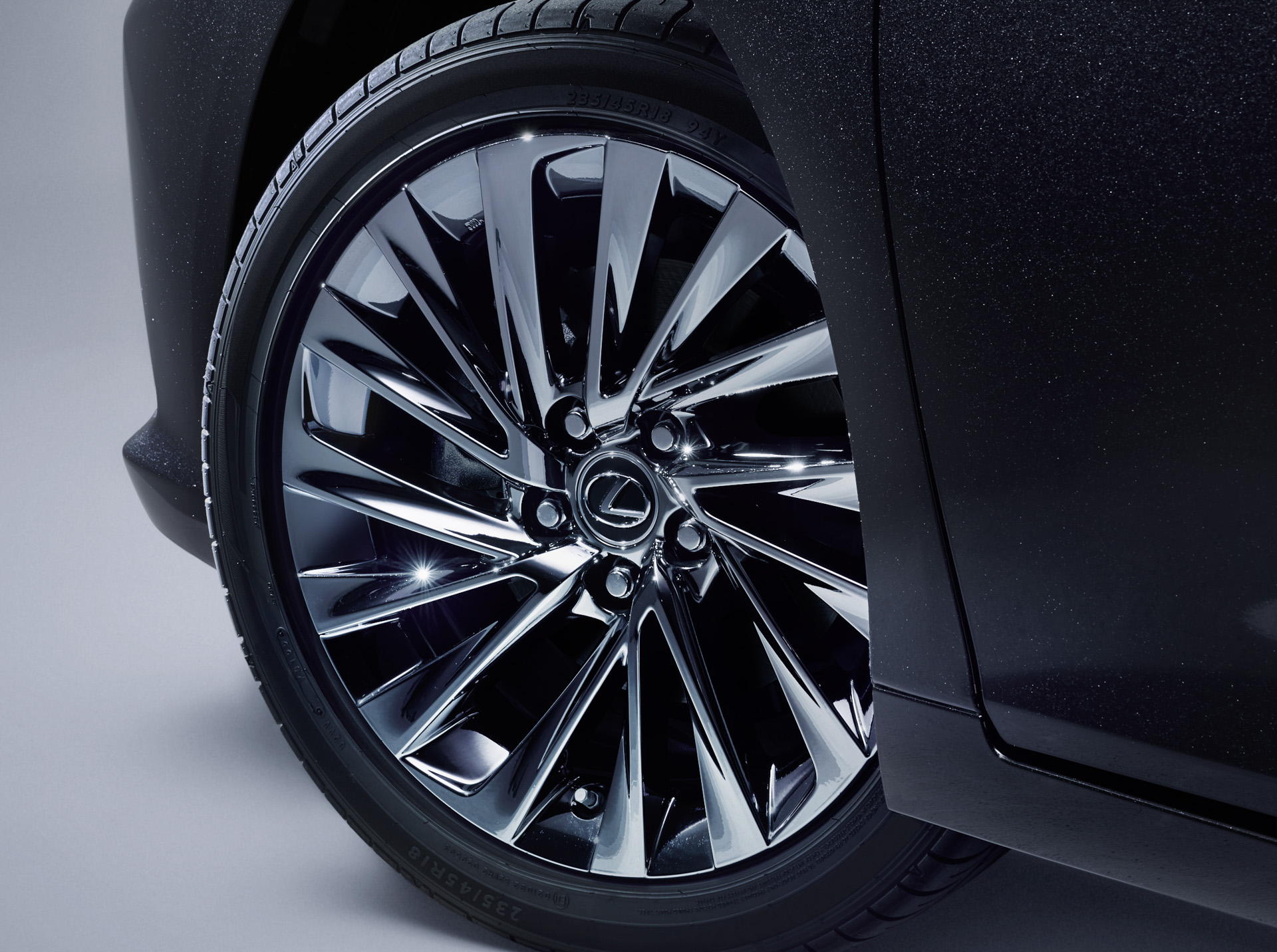 ES300h 特別仕様車“Graceful Escort”