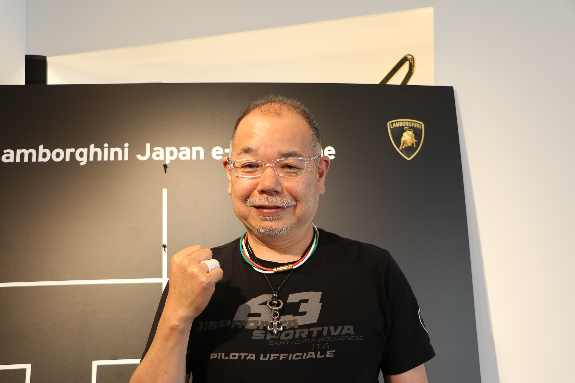 予選7位は大阪店代表の「iijiman」さん。予選タイムは1分53秒569。実車でのサーキット経験もあるとのことで「予選のタイムはたまたま出ちゃった」と語る