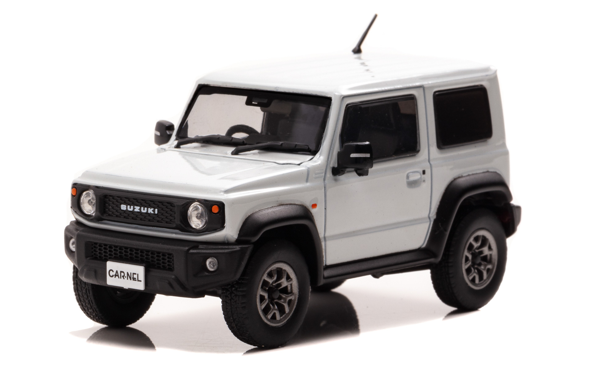 1/43 スズキ ジムニー シエラ JC （JB74W） 2018 Pure White Pearl/オプショングリル（限定300台）