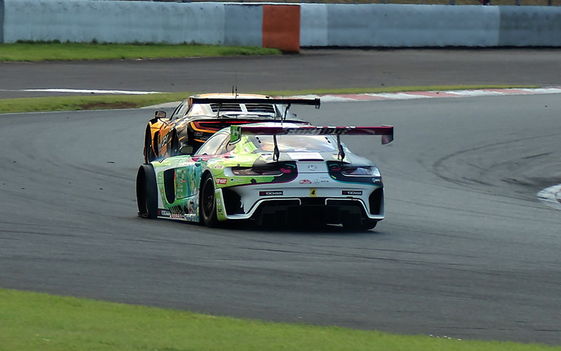 4号車 グッドスマイル 初音ミク AMG（谷口信輝/片岡龍也組、YH）