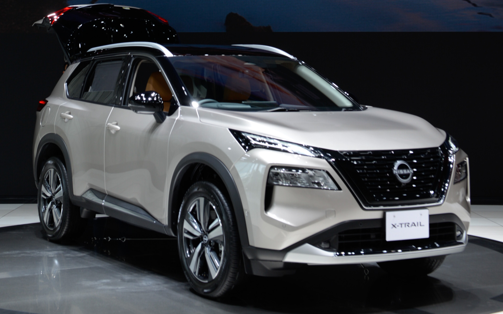 新型エクストレイル