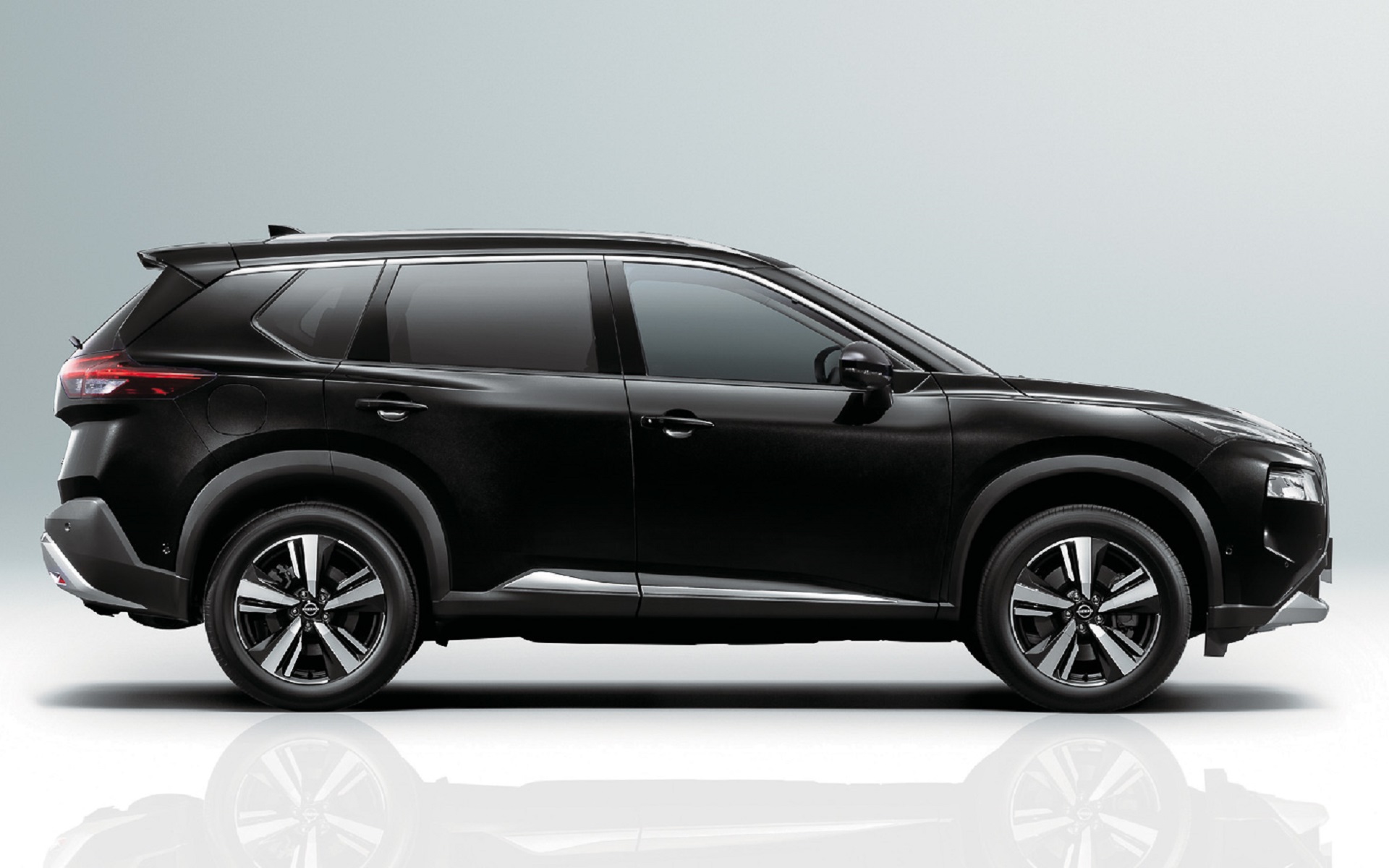 ダイヤモンドブラック