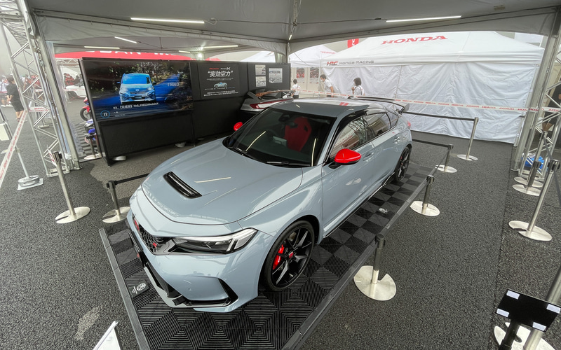 ホンダアクセス、新型「シビック TYPE R」用純正アクセサリー装着車を