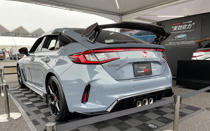 ホンダアクセス、新型「シビック TYPE R」用純正アクセサリー装着車を
