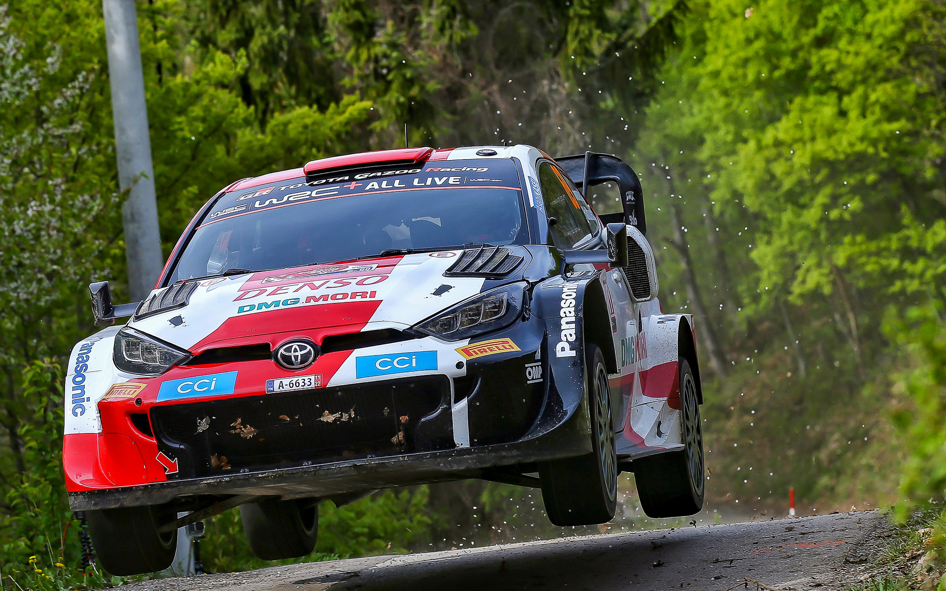 WRCに参戦中のハイブリッド車「GR YARIS Rally1 HYBRID」