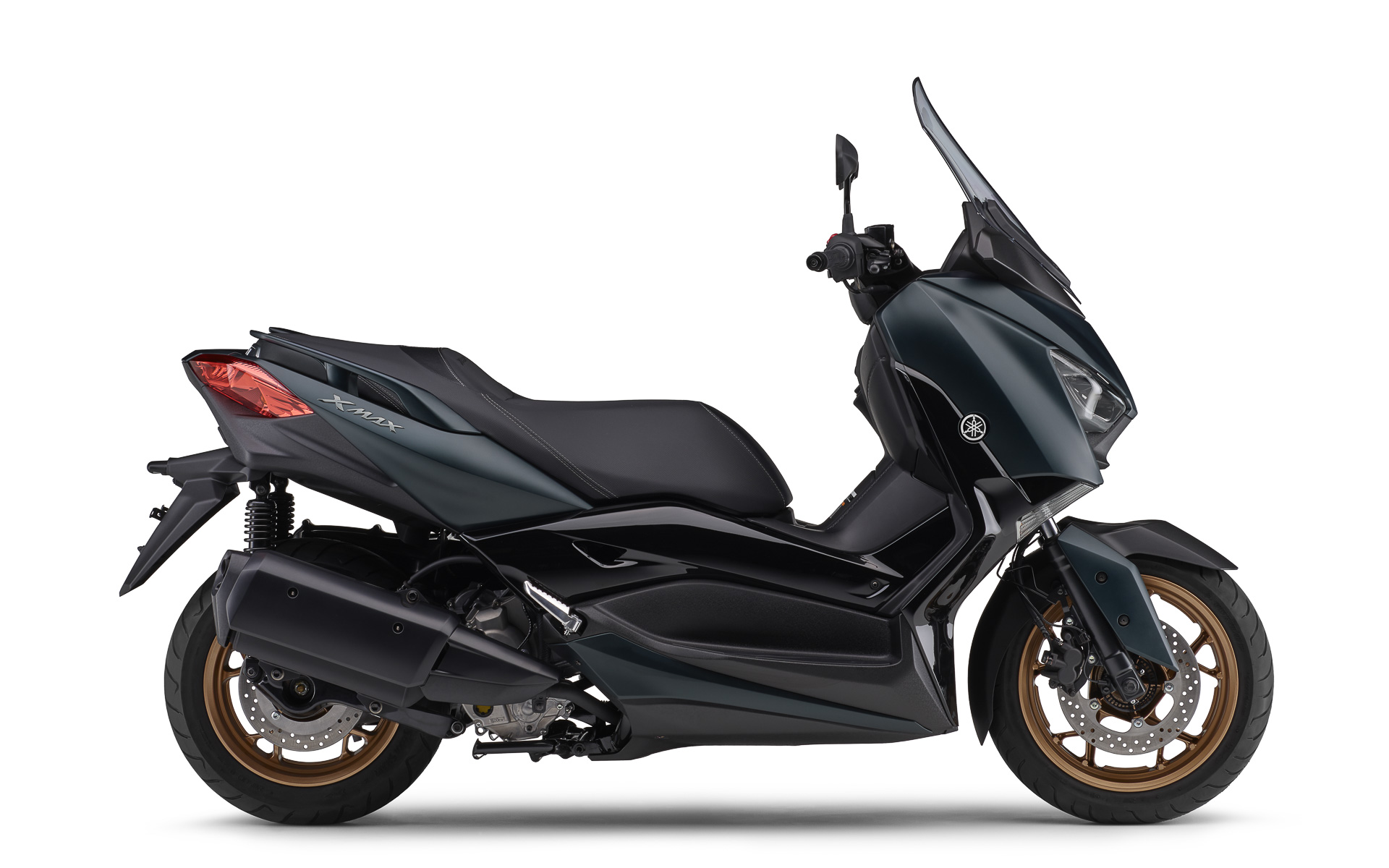 新色マットダークグリーン