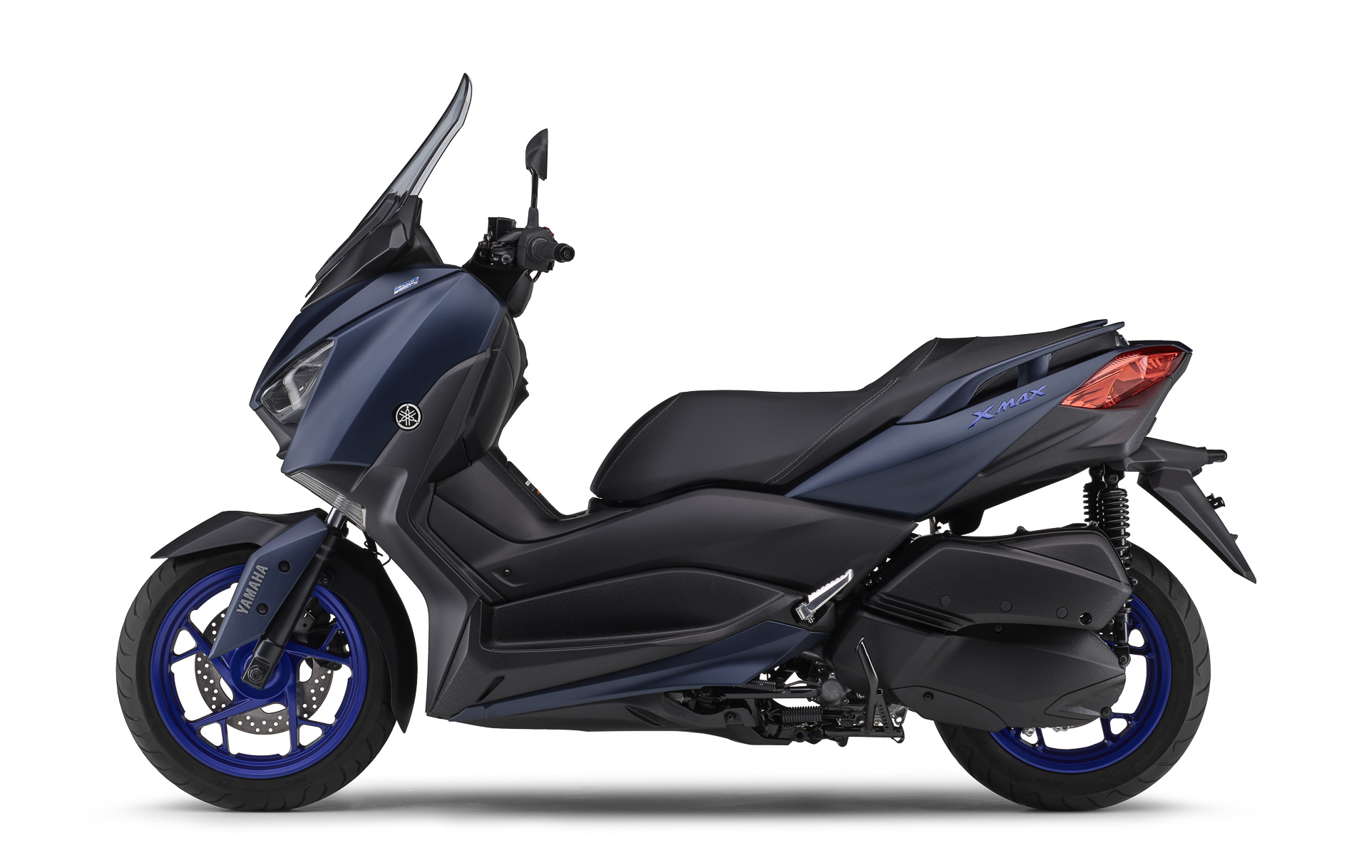 新色マットブルー