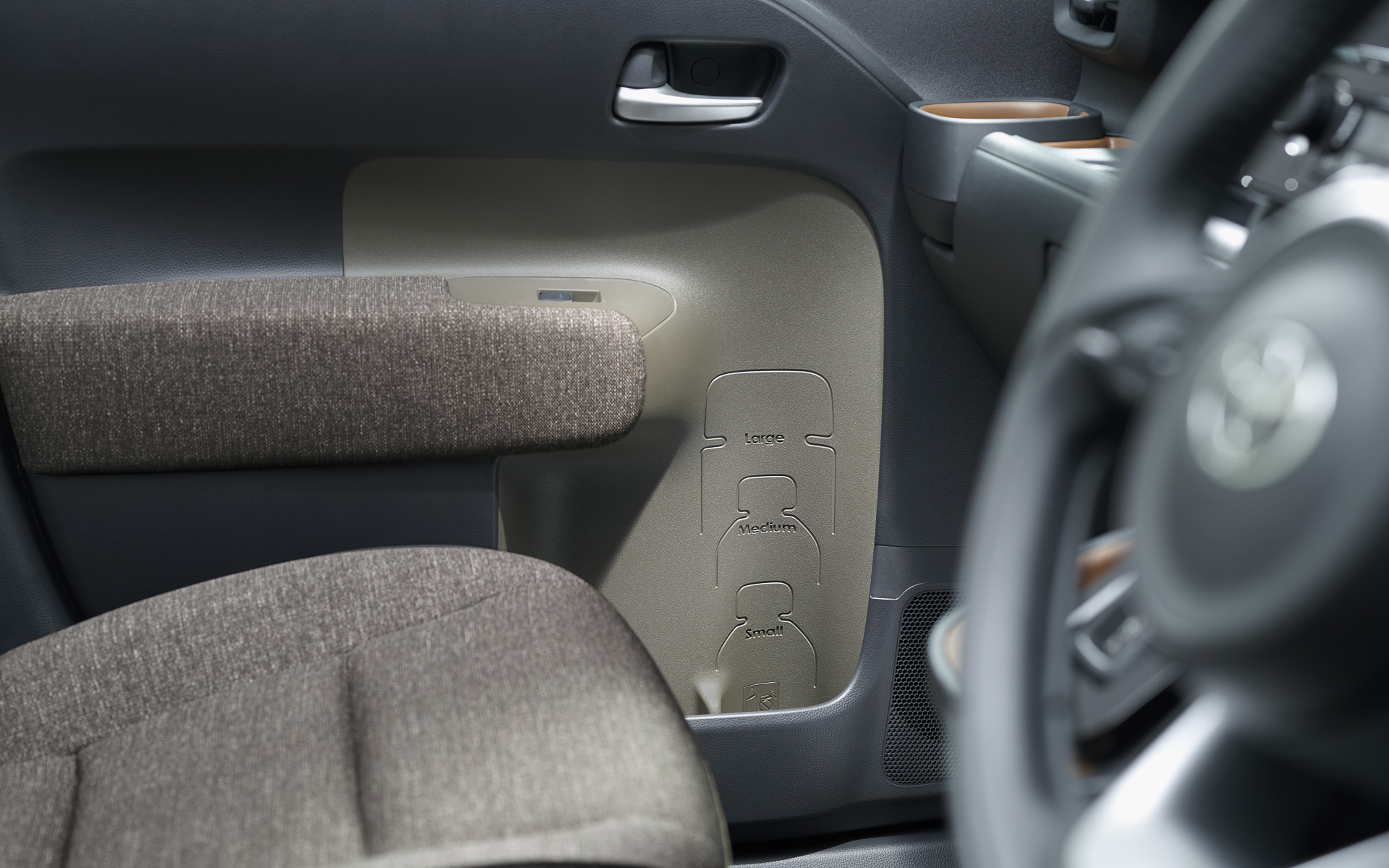 収納部にピクトグラムを採用