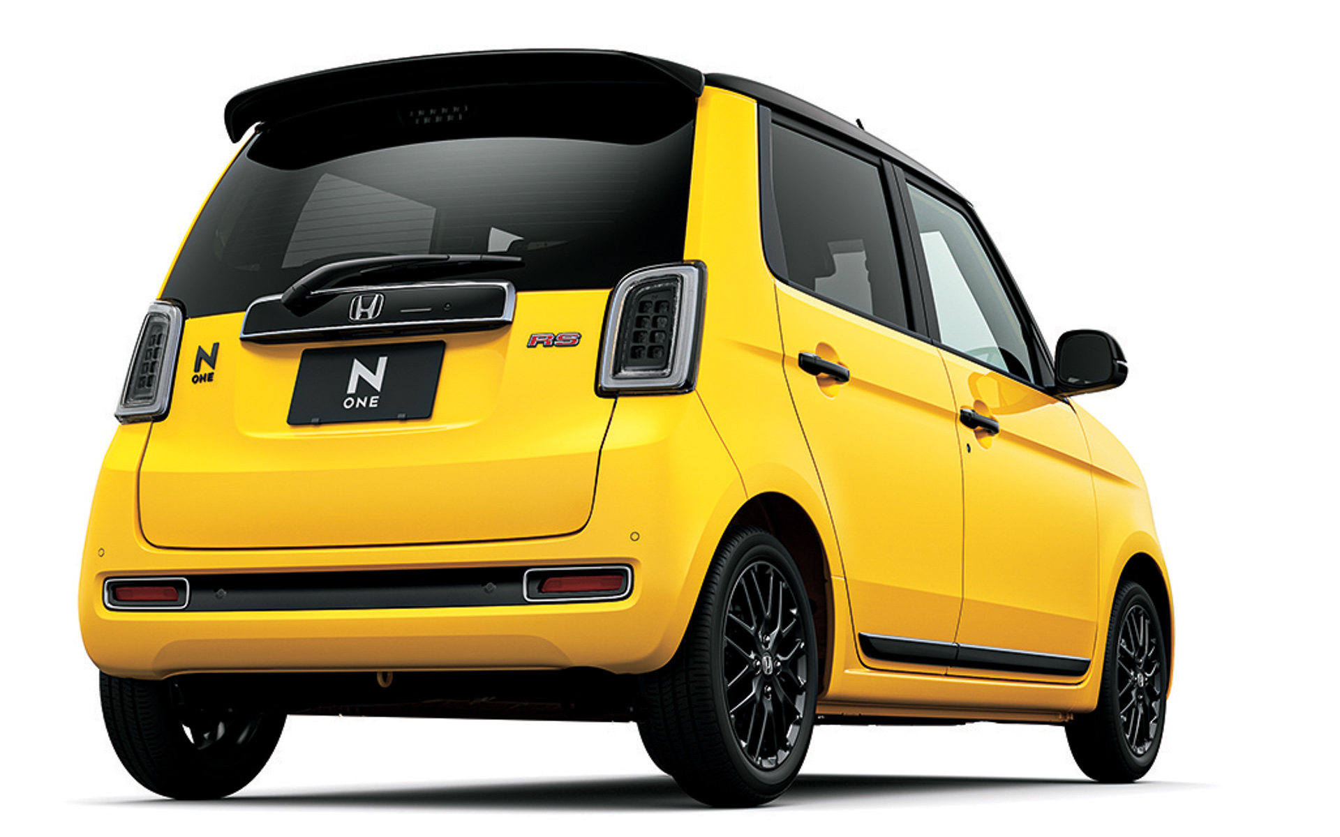 RS（ボディカラー：プレミアムイエロー・パールⅡ＆ブラック）