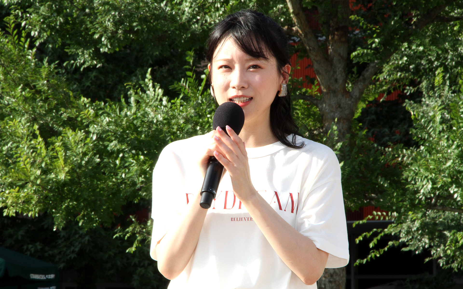 タレントの重盛さと美さん