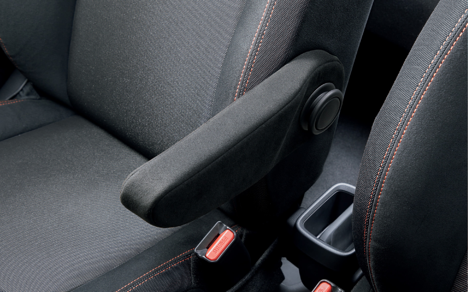 アームレスト（1万1000円）