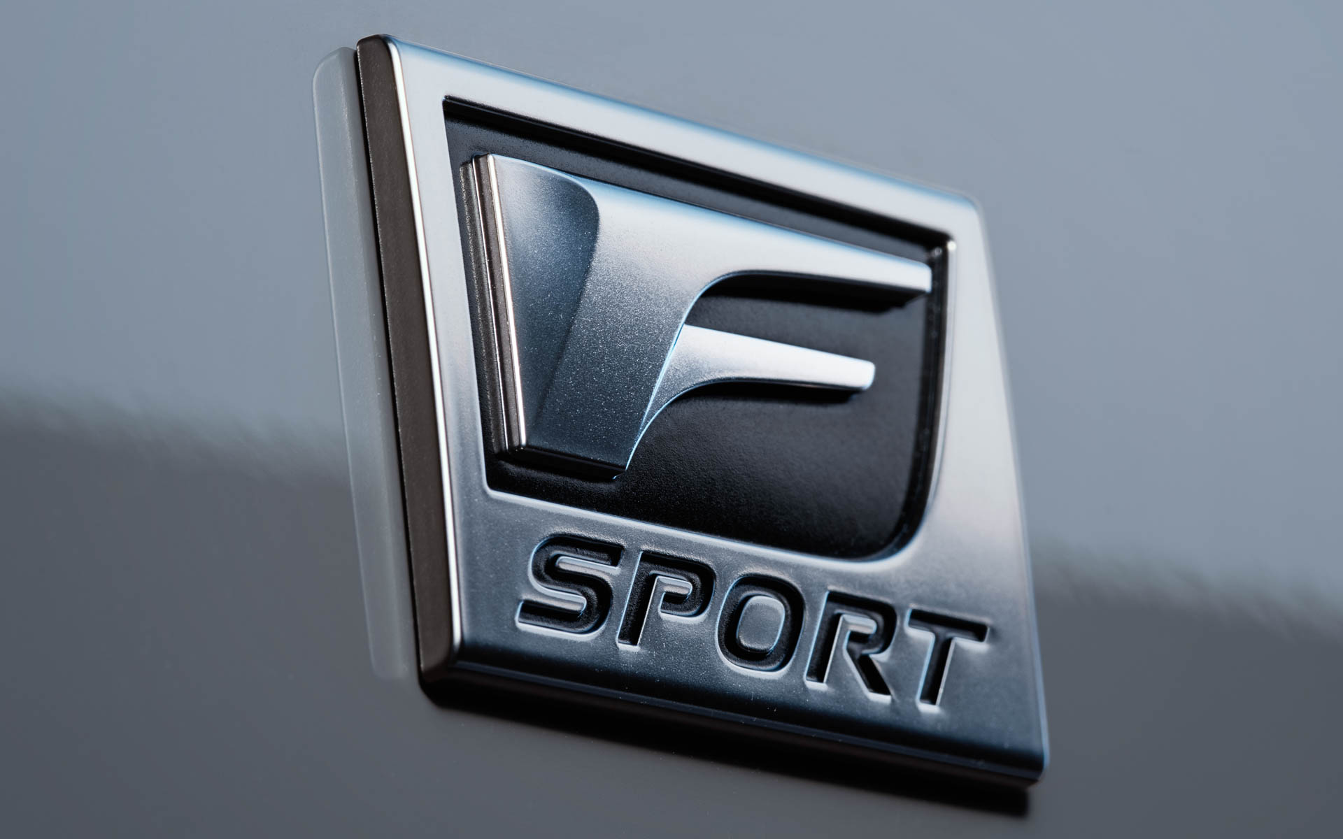 IS500“F SPORT Performance”