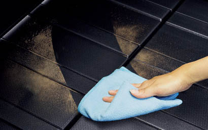 ラゲッジフロアは防汚タイプ