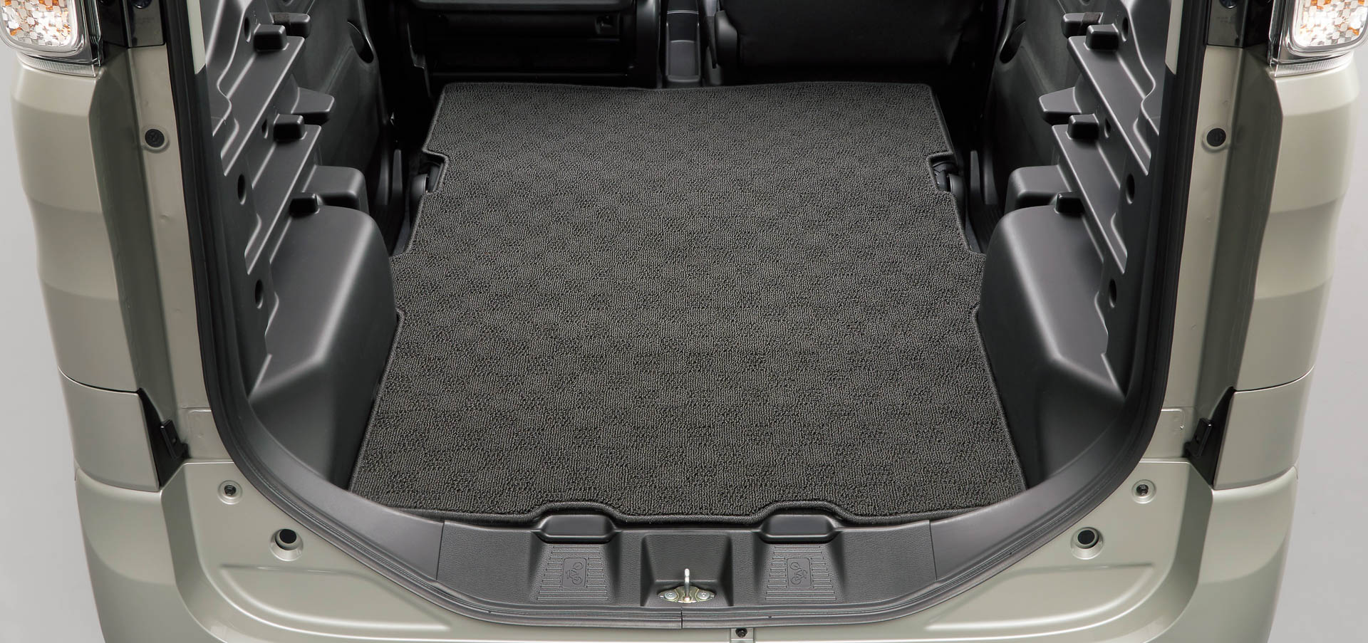 ラゲッジマット（ジュータン）