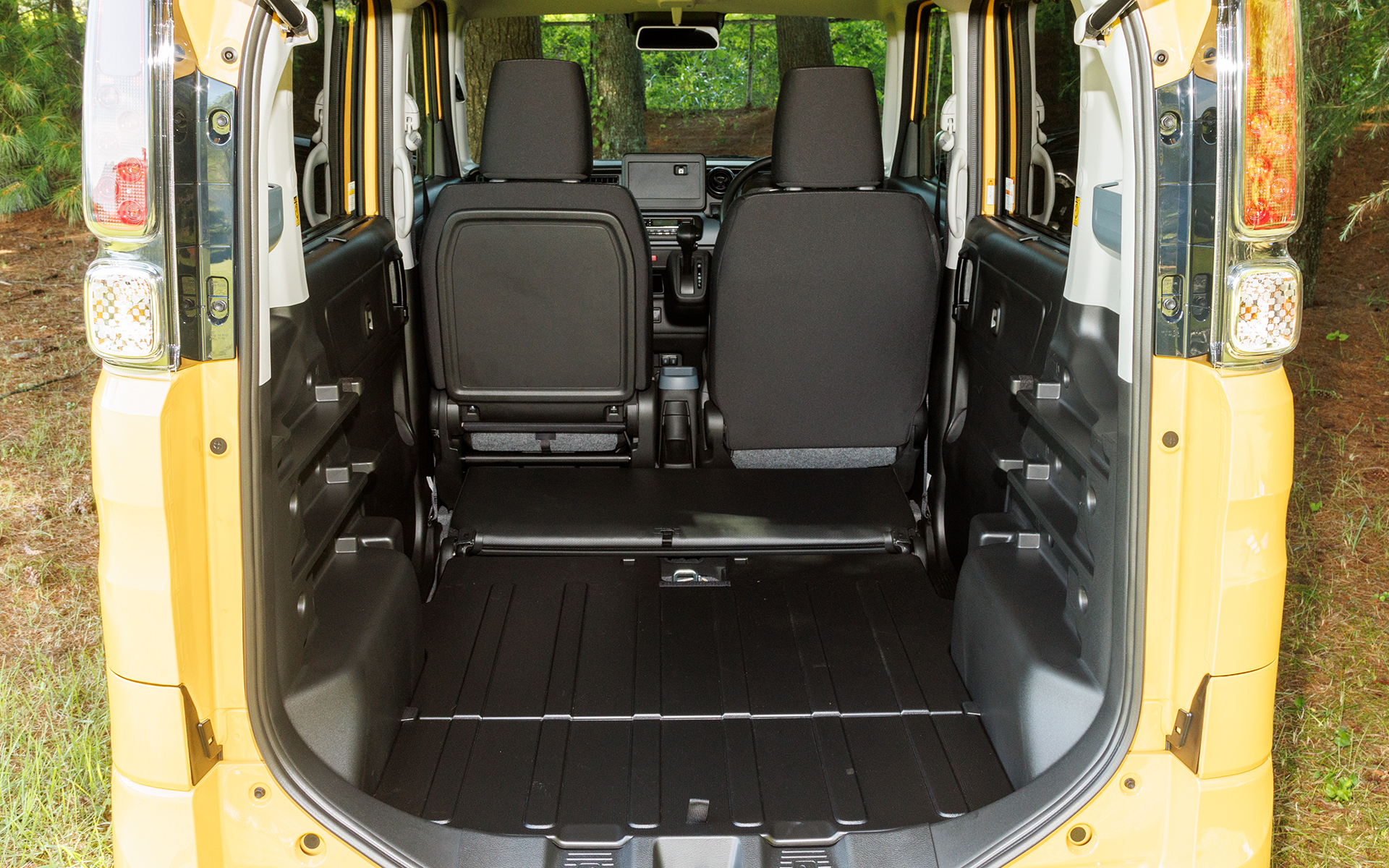 リアシートを収納した状態