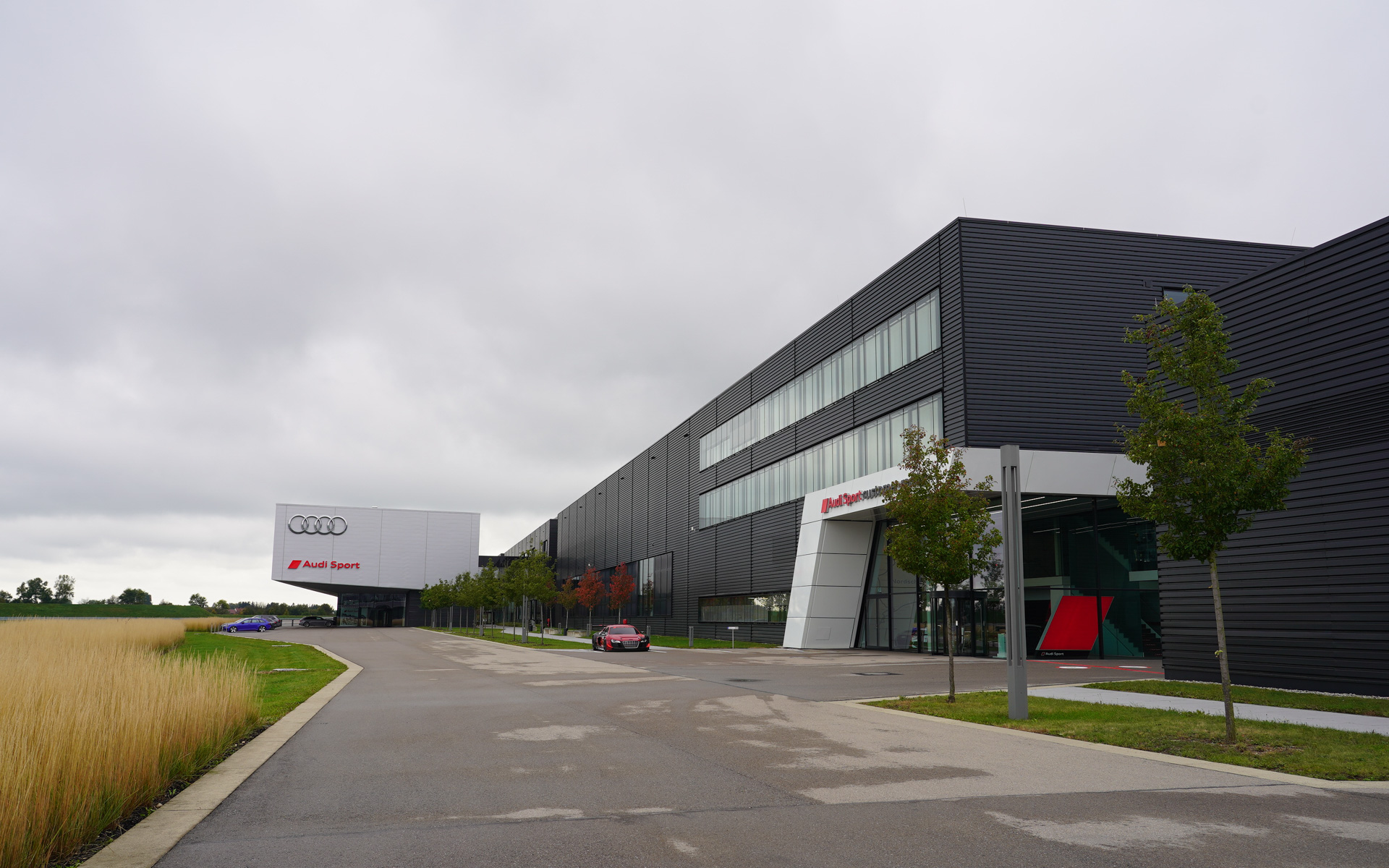 ノイブルグのAudi Sportのファクトリー