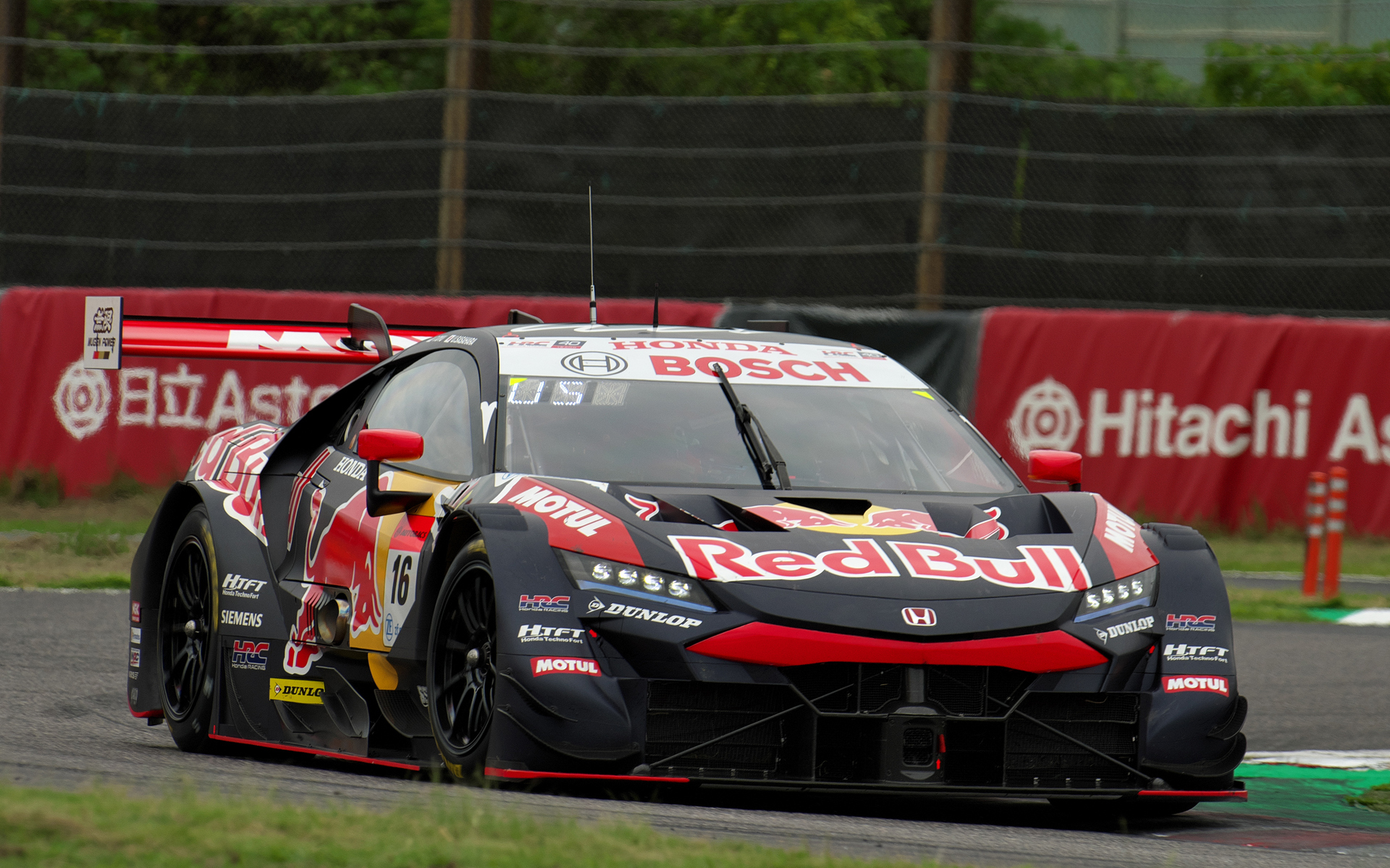 Q2で3位に入った16号車Red Bull MOTUL MUGEN NSX-GT（笹原右京/大湯都史樹組、DL）