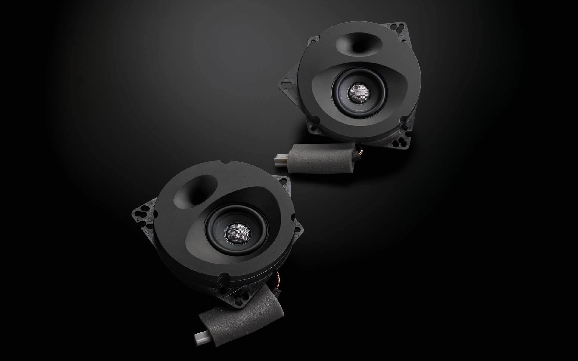 「SF-ZN081E」（2スピーカー車対応モデル）：3万8500円