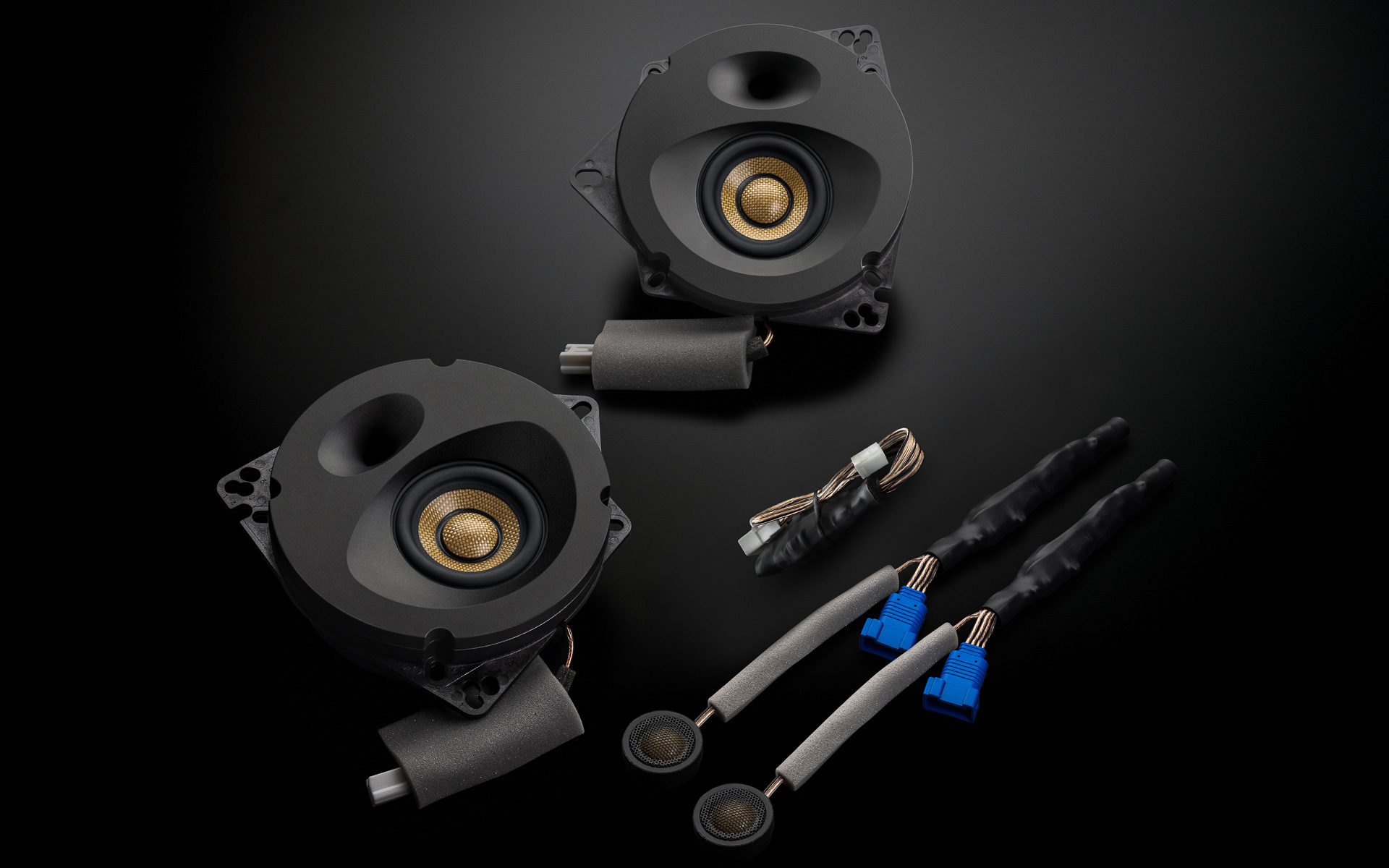 ソニックデザインが車種別スピーカーパッケージ「ソニックプラス」のGR86用を発売する。画像はトップグレードモデルのSF-ZN082F2（8スピーカー車対応モデル）：20万7900円