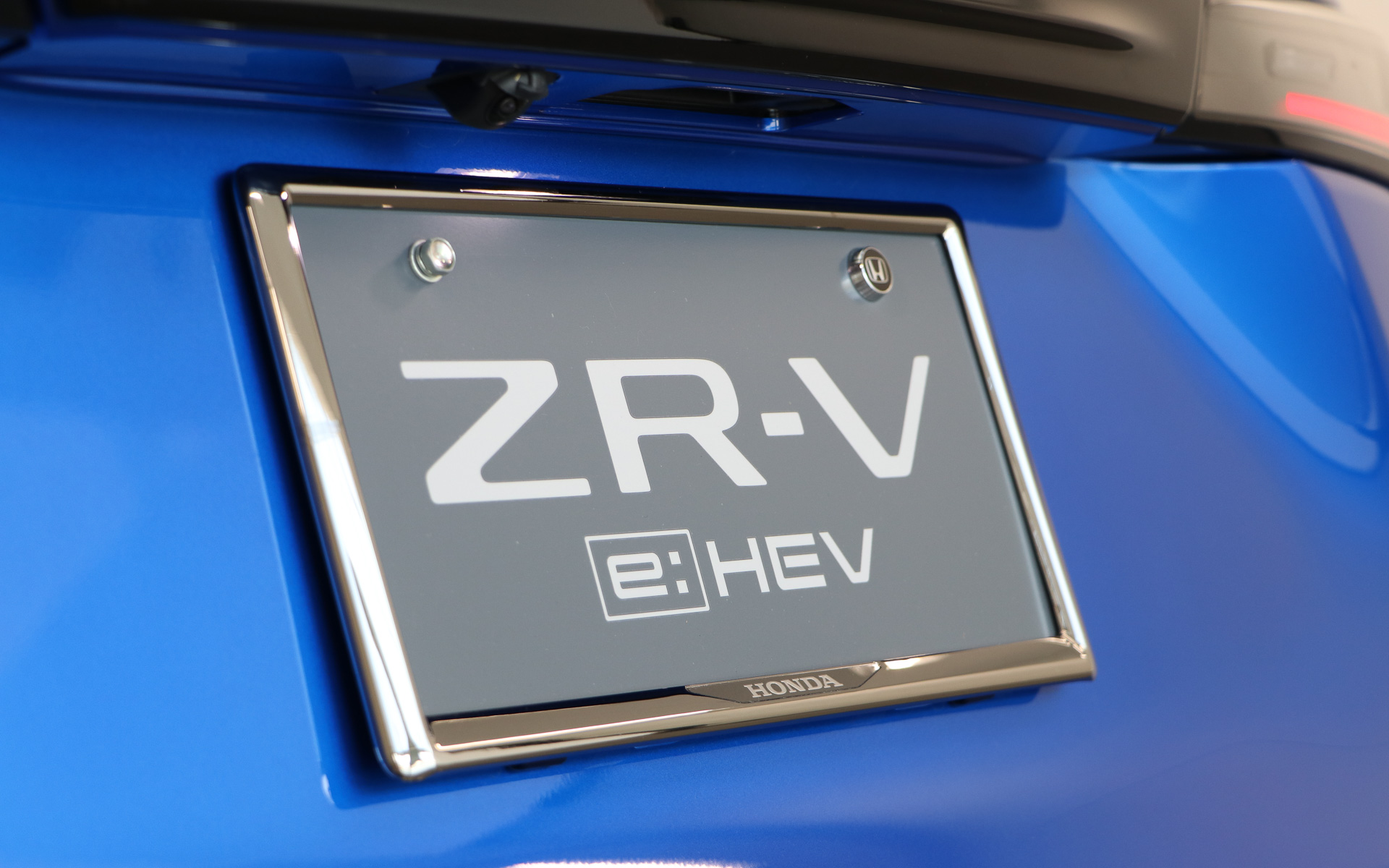 ライセンスフレーム（ダーククロームメッキタイプ）