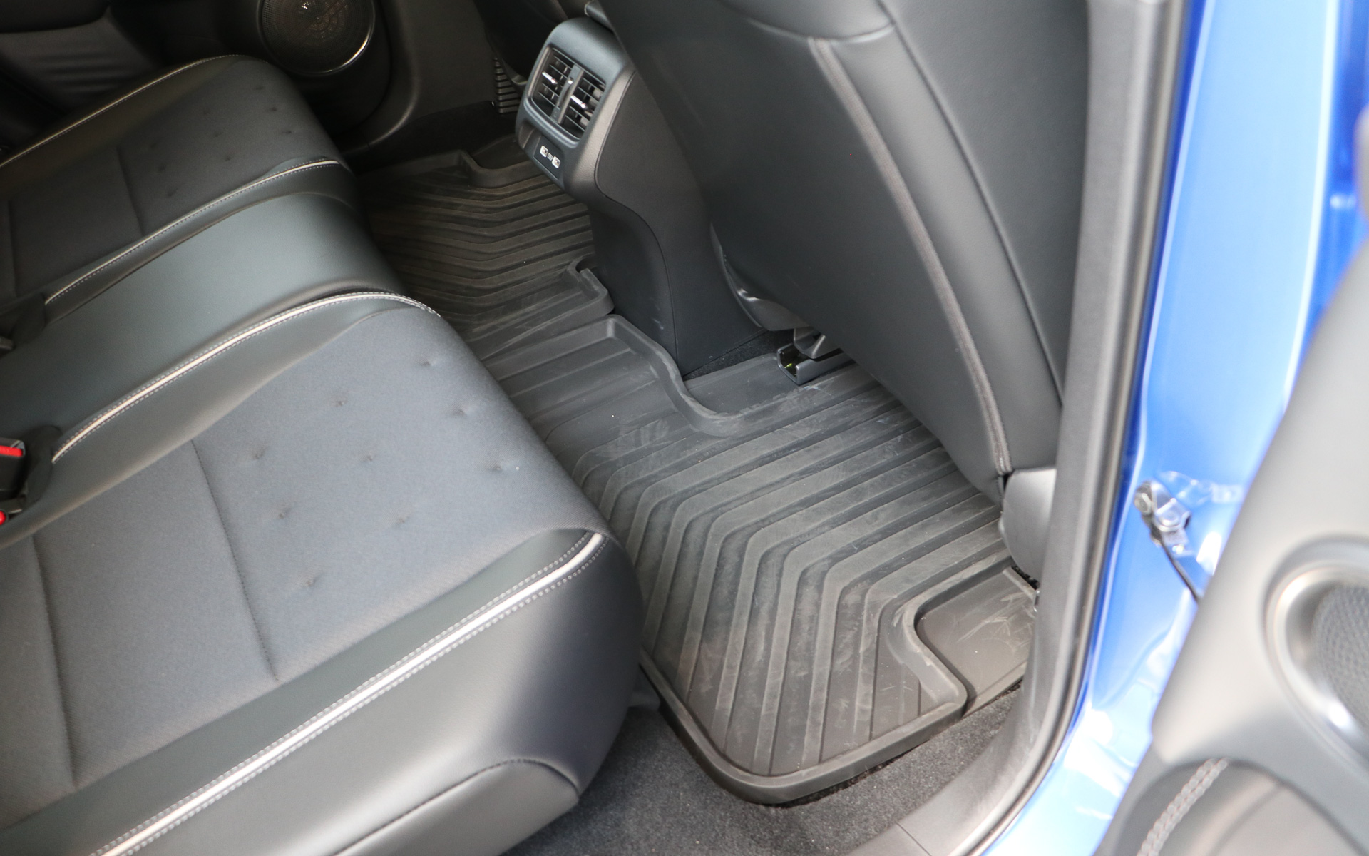 オールシーズンマット（縁高タイプ）