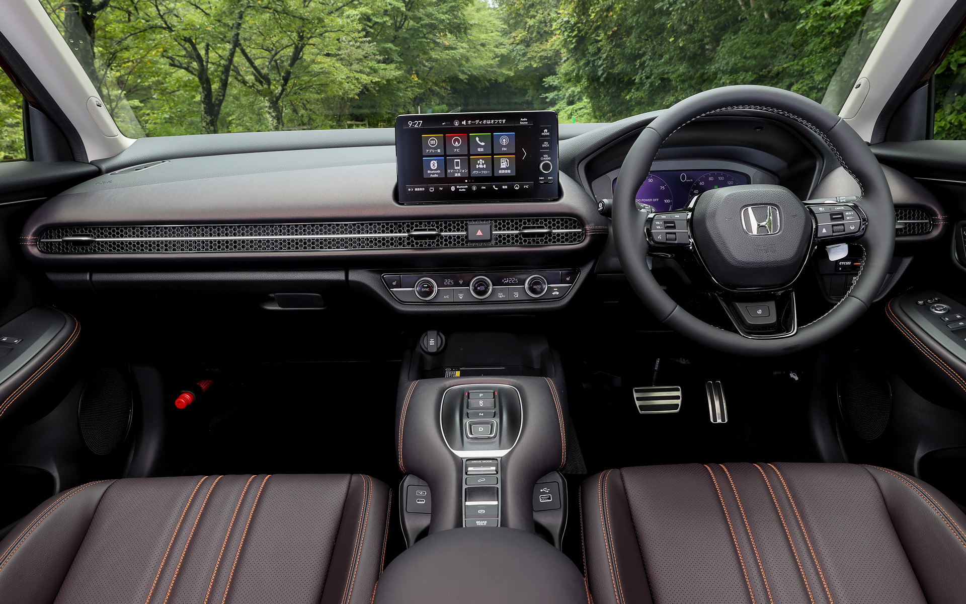 インテリアも新型シビックに似ている印象