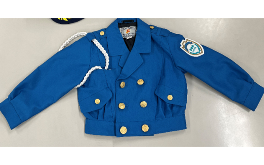 子供が制服を着て首都高隊員になりきるコーナーも