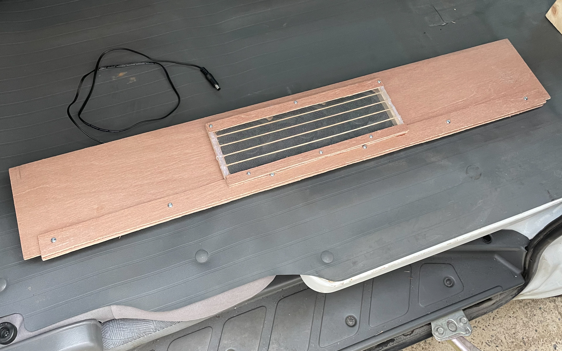 自作した外気導入装置