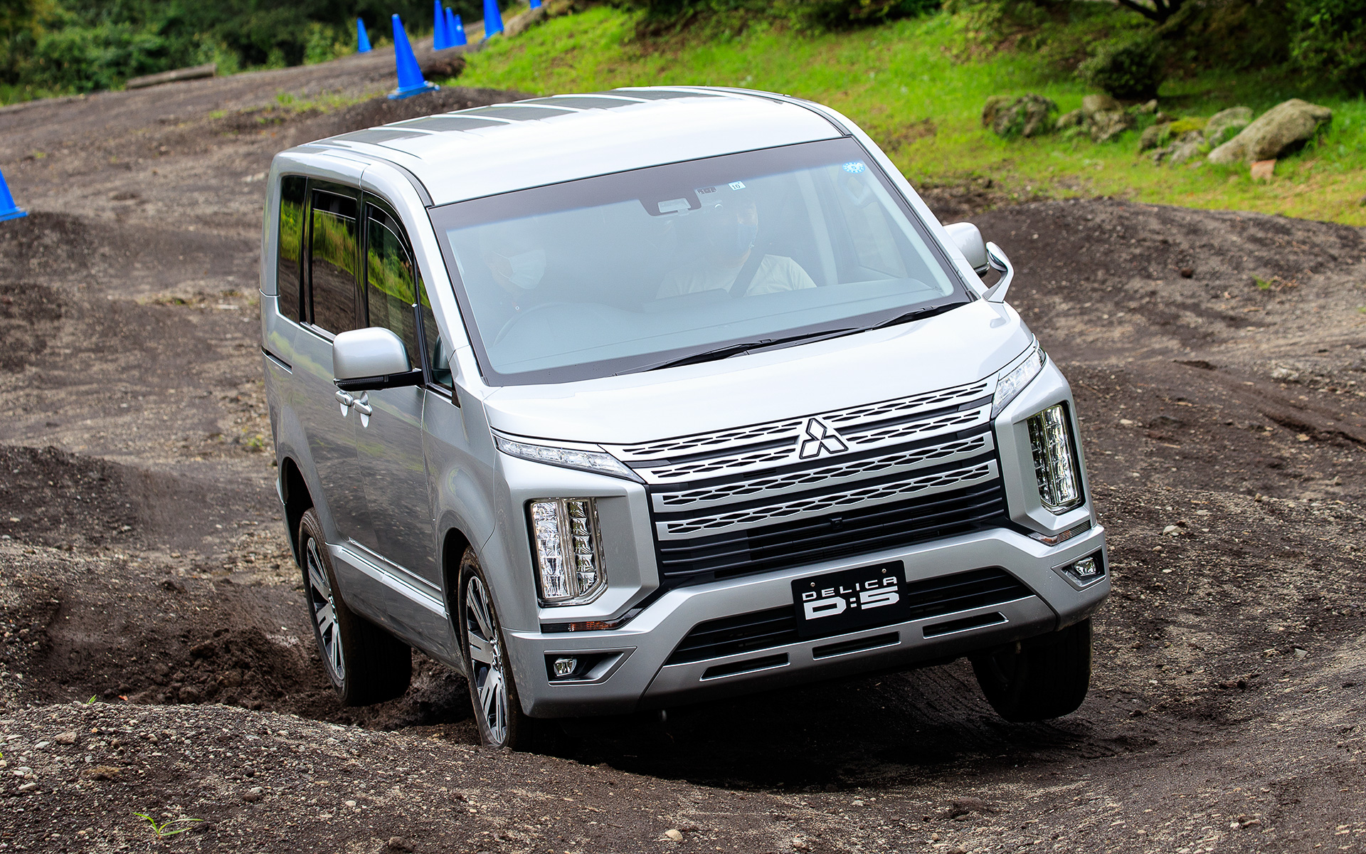 アウトランダーPHEV、デリカD：5という三菱自動車を代表するSUV、ミニバンでオフロード走行を存分に楽しめた。スターキャンプに参加したらぜひ体験してほしいコンテンツ