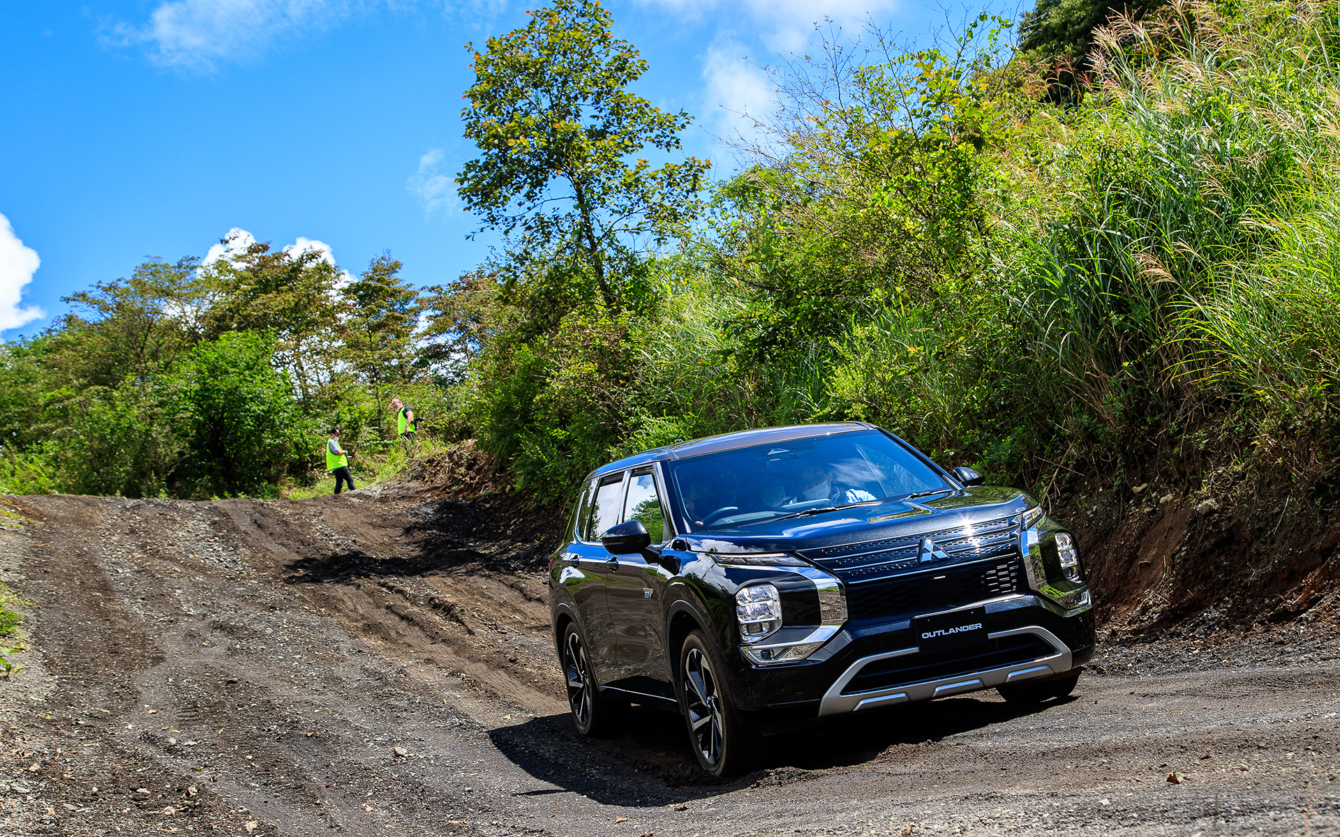 アウトランダーPHEV、デリカD：5という三菱自動車を代表するSUV、ミニバンでオフロード走行を存分に楽しめた。スターキャンプに参加したらぜひ体験してほしいコンテンツ