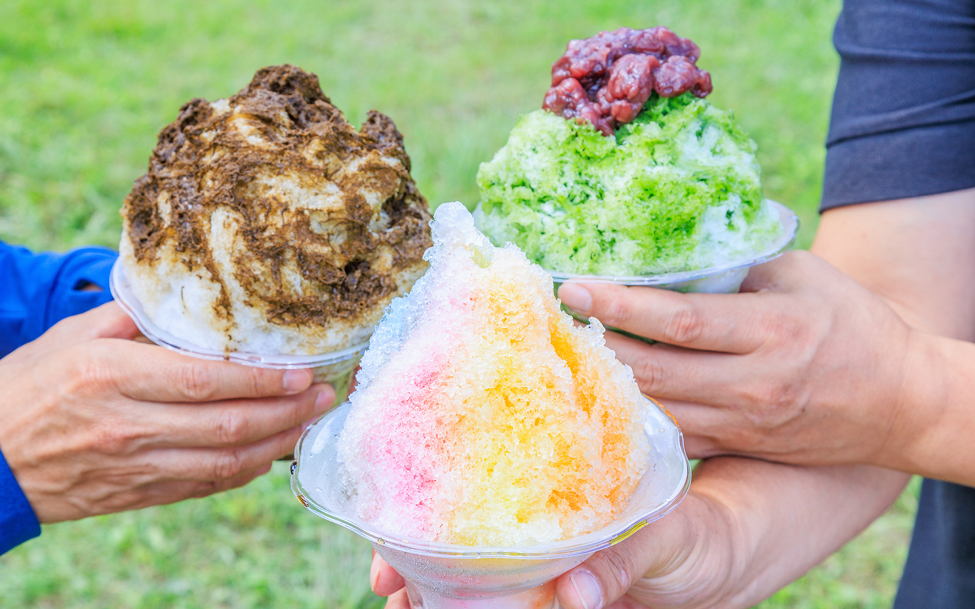 9月3日～4日に行なわれたスターキャンプだが、まだまだ残暑が厳しかったので「PHEV カフェ」はかき氷を求めて行列ができるほどの人気ぶり！　ほうじ茶、玄米茶、抹茶、和紅茶に加え、紅ほっぺやレインボーと豊富なテイストが用意された