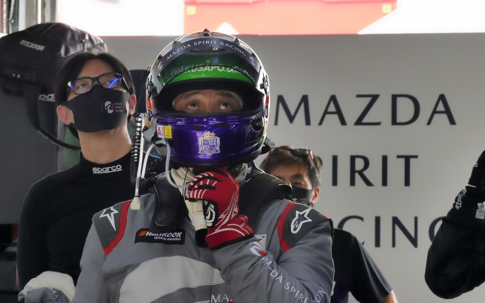 実は過去にMAZDA SPIRIT RACINGのチーム代表の前田さんとスーパー耐久に参戦していた杉野さん