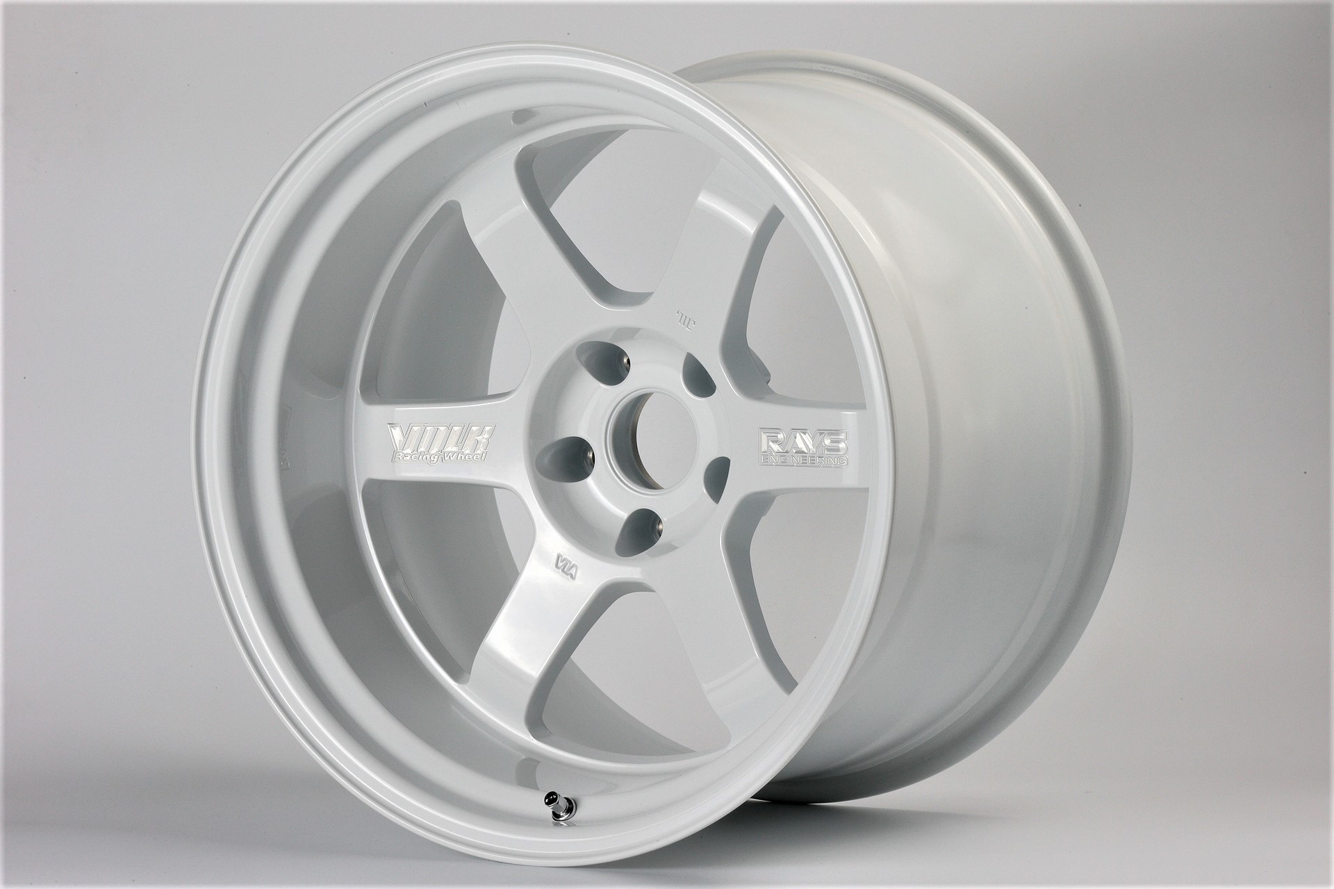 ボルクレーシング「TE37V 10th Anniversary Edition」