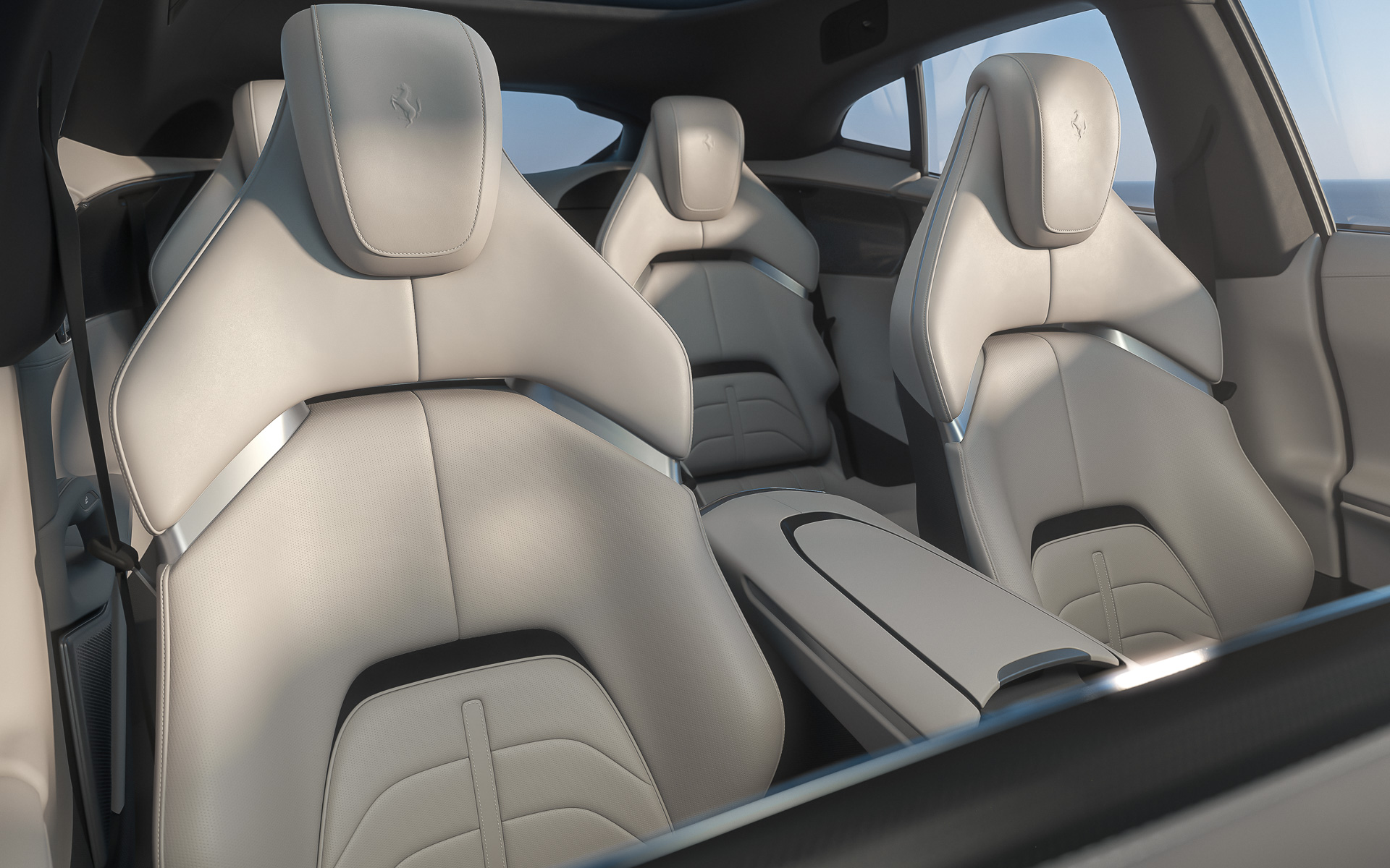 4シーターレイアウトのプロサングエのインテリア