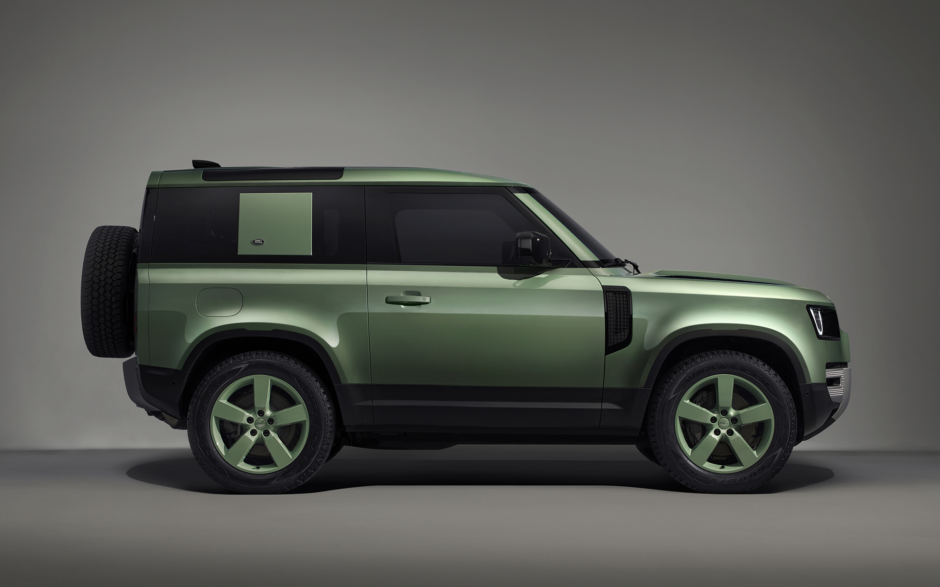 90ベースのディフェンダー 75TH リミテッドエディション