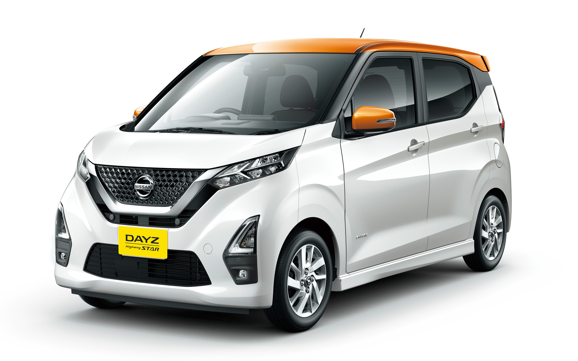 デイズには新たに特別仕様車「ファイントーン」を追加