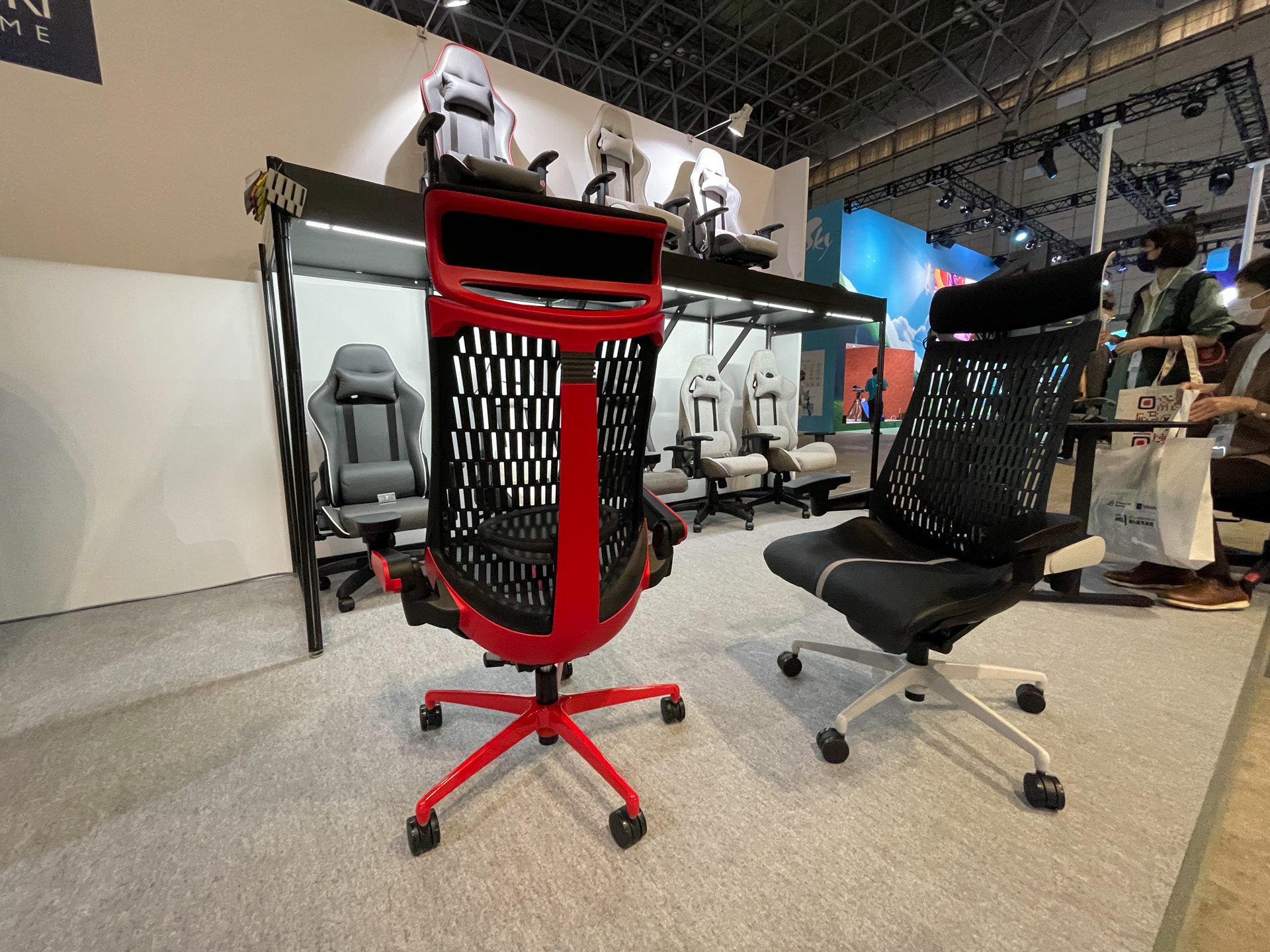 「Act（アクト）チェア」をベースに開発したゲーミングチェア「Act-Gaming」