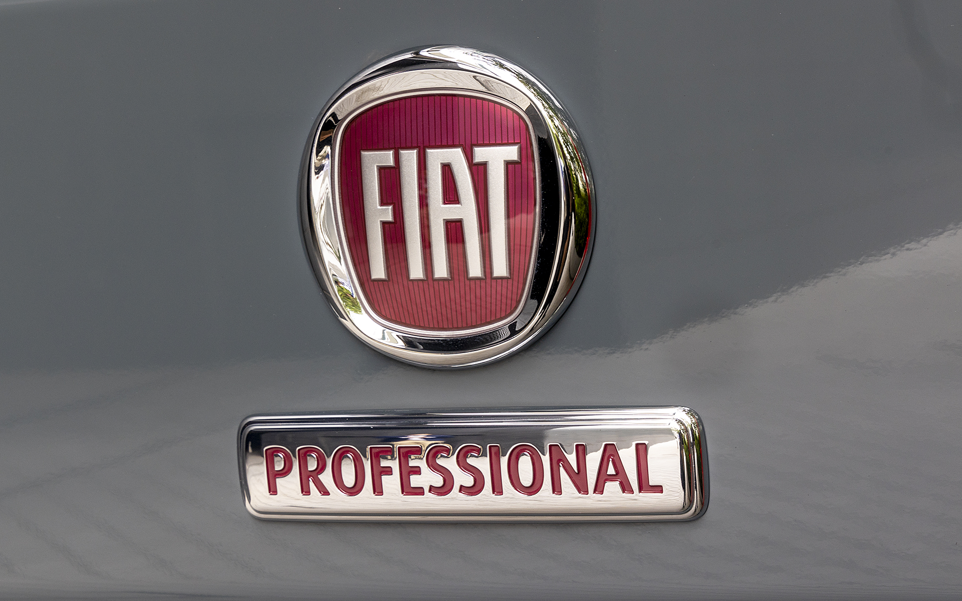 フィアット プロフェッショナルのロゴマーク