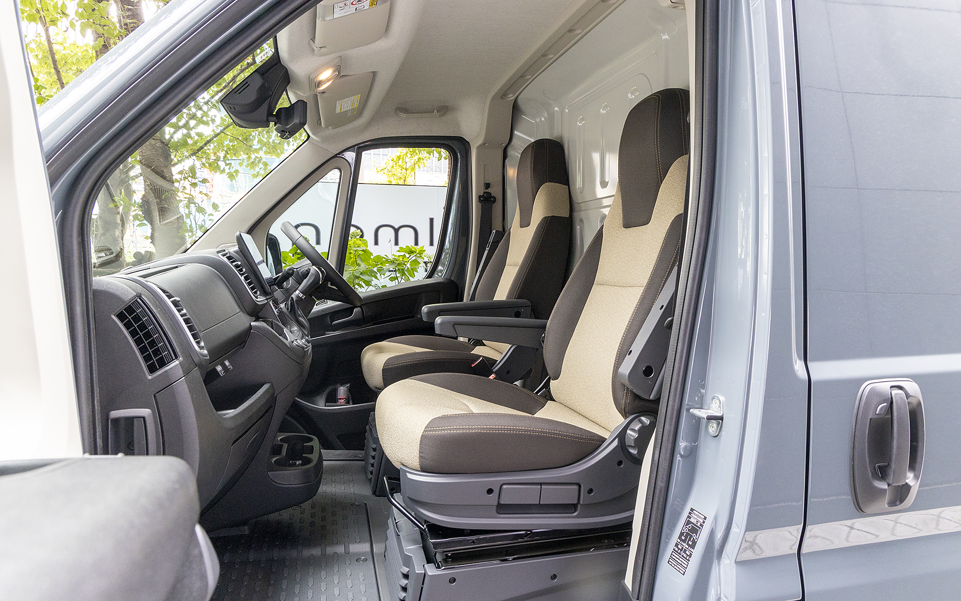 シートの質感も座り心地もいい