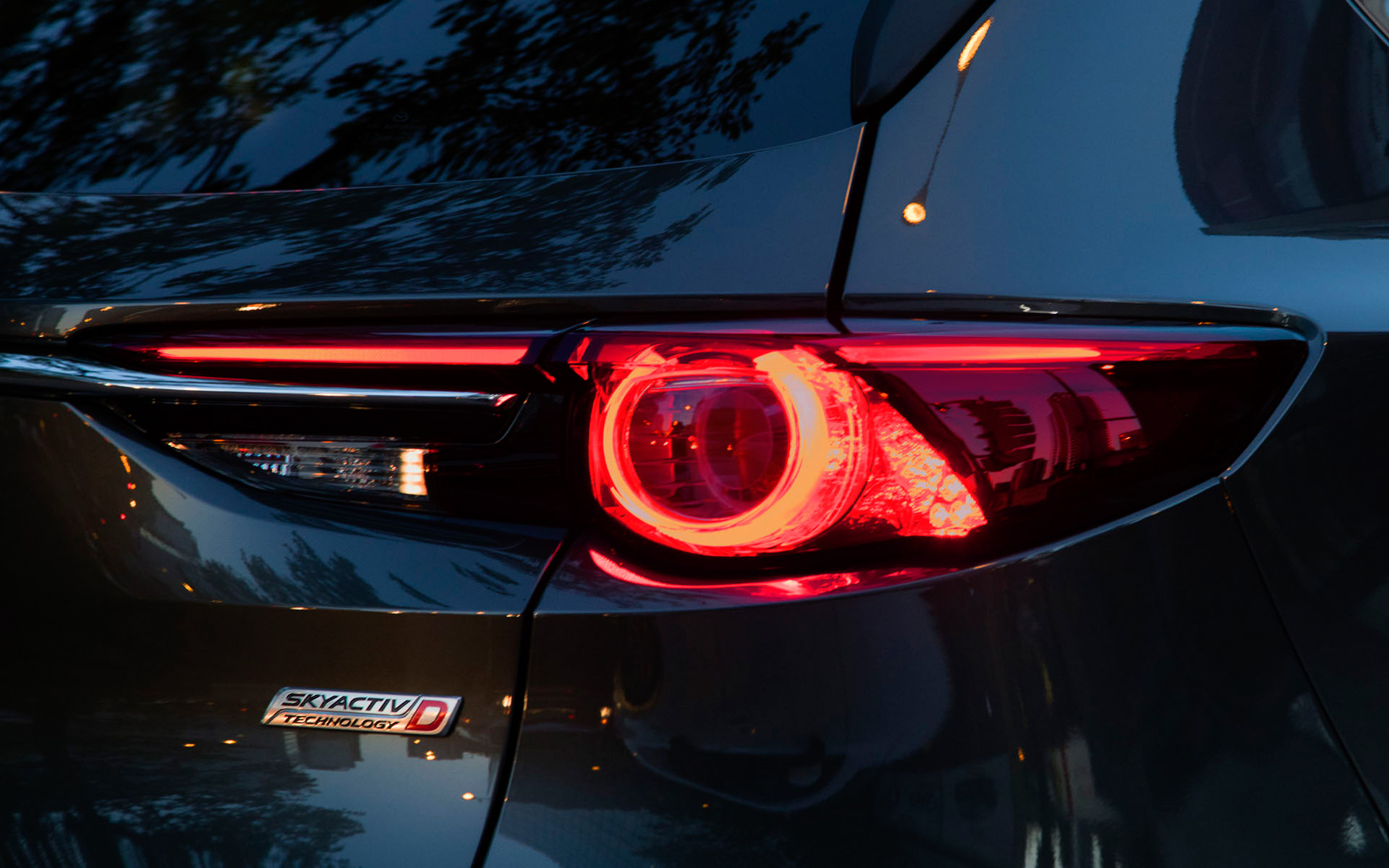 CX-8のテールランプ