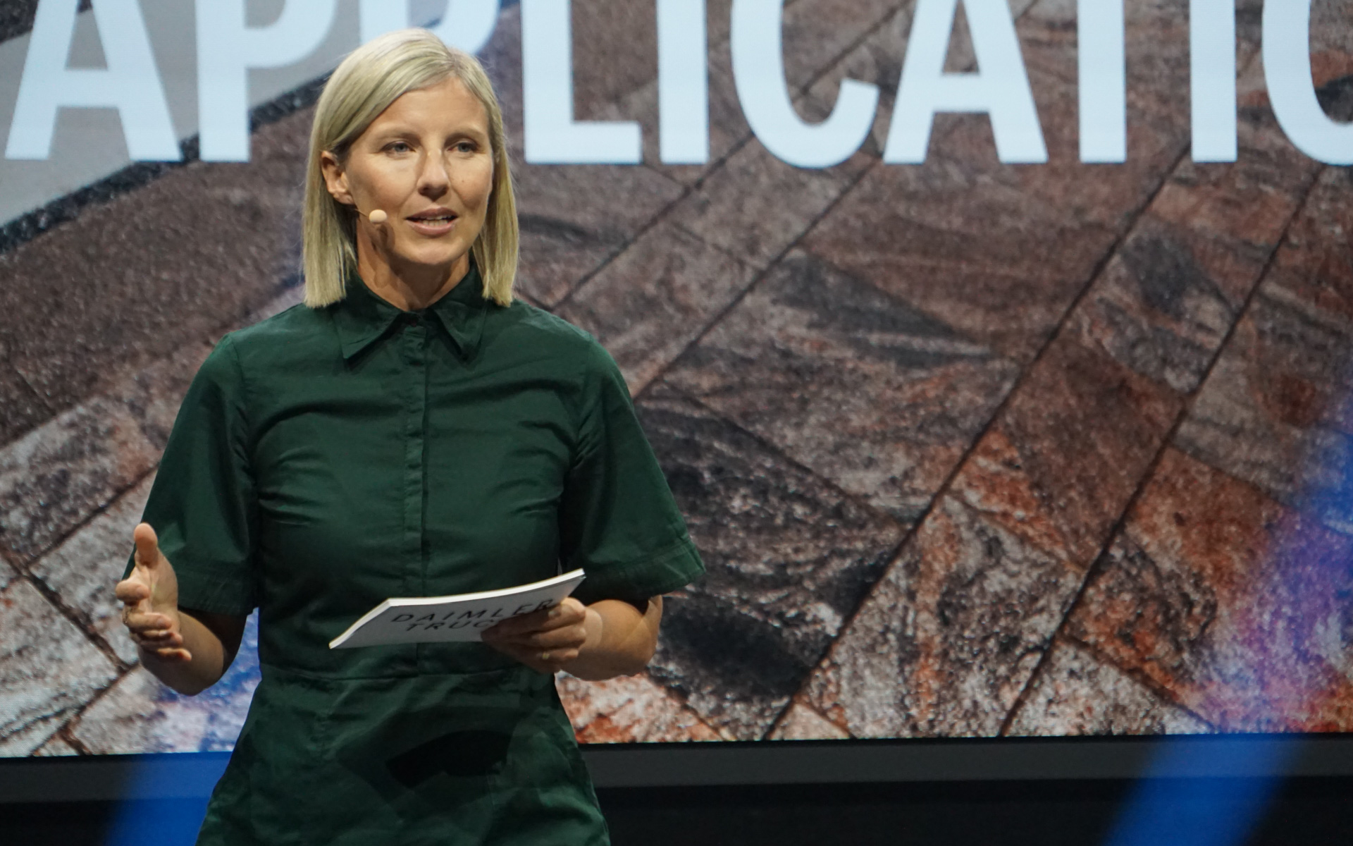 メルセデス・ベンツトラック代表のカリン・ラドストローム氏