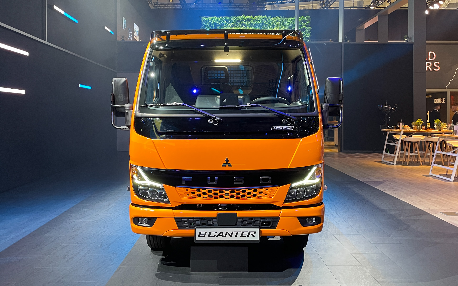 バッテリEVの小型トラック「eCanter」次世代モデルの欧州市場向け車両