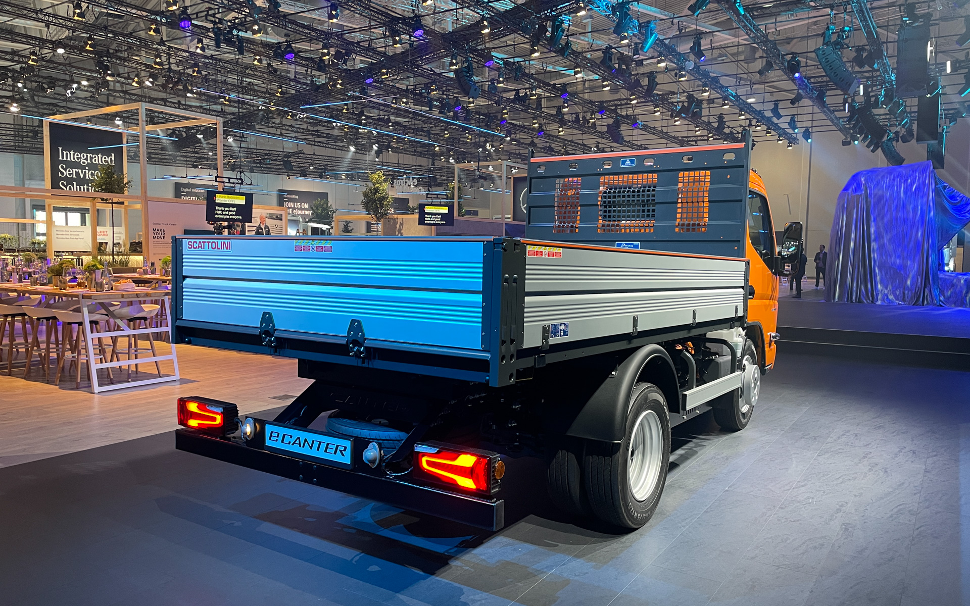 バッテリEVの小型トラック「eCanter」次世代モデルの欧州市場向け車両